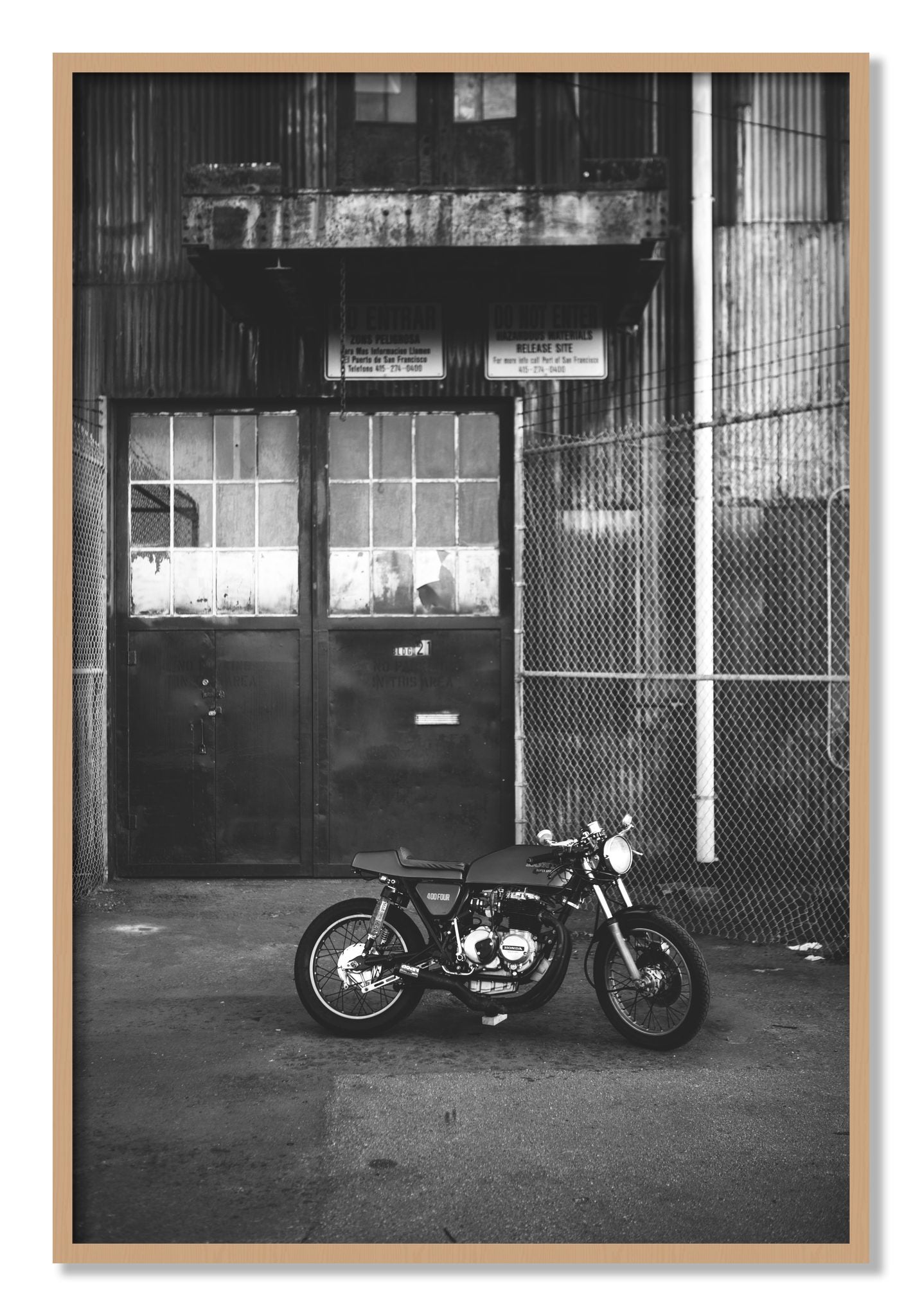Framed photograph of 400Four by Dylan Ozanich, Oak frame, Full Bleed