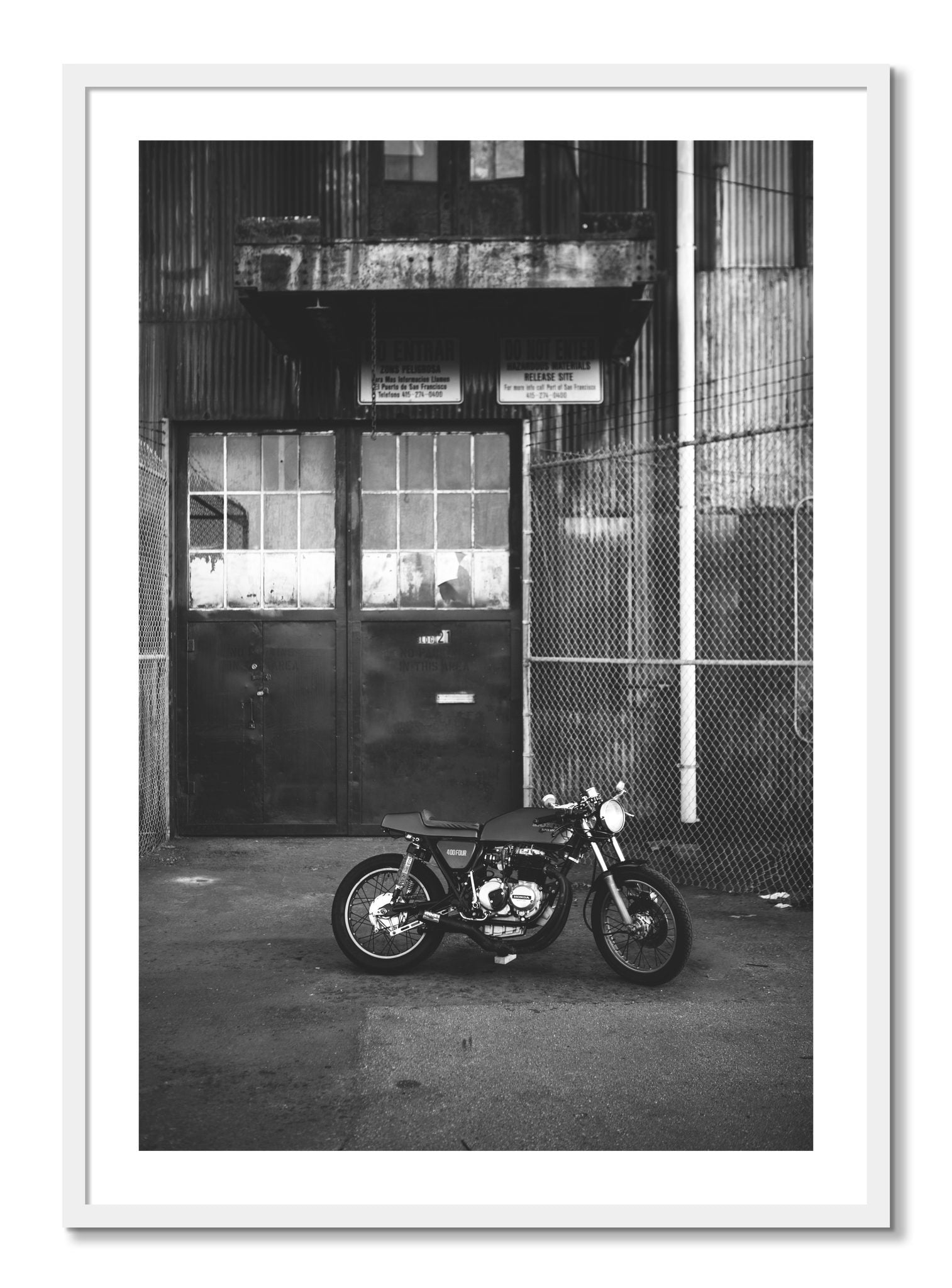 Framed photograph of 400Four by Dylan Ozanich, White frame, Borders