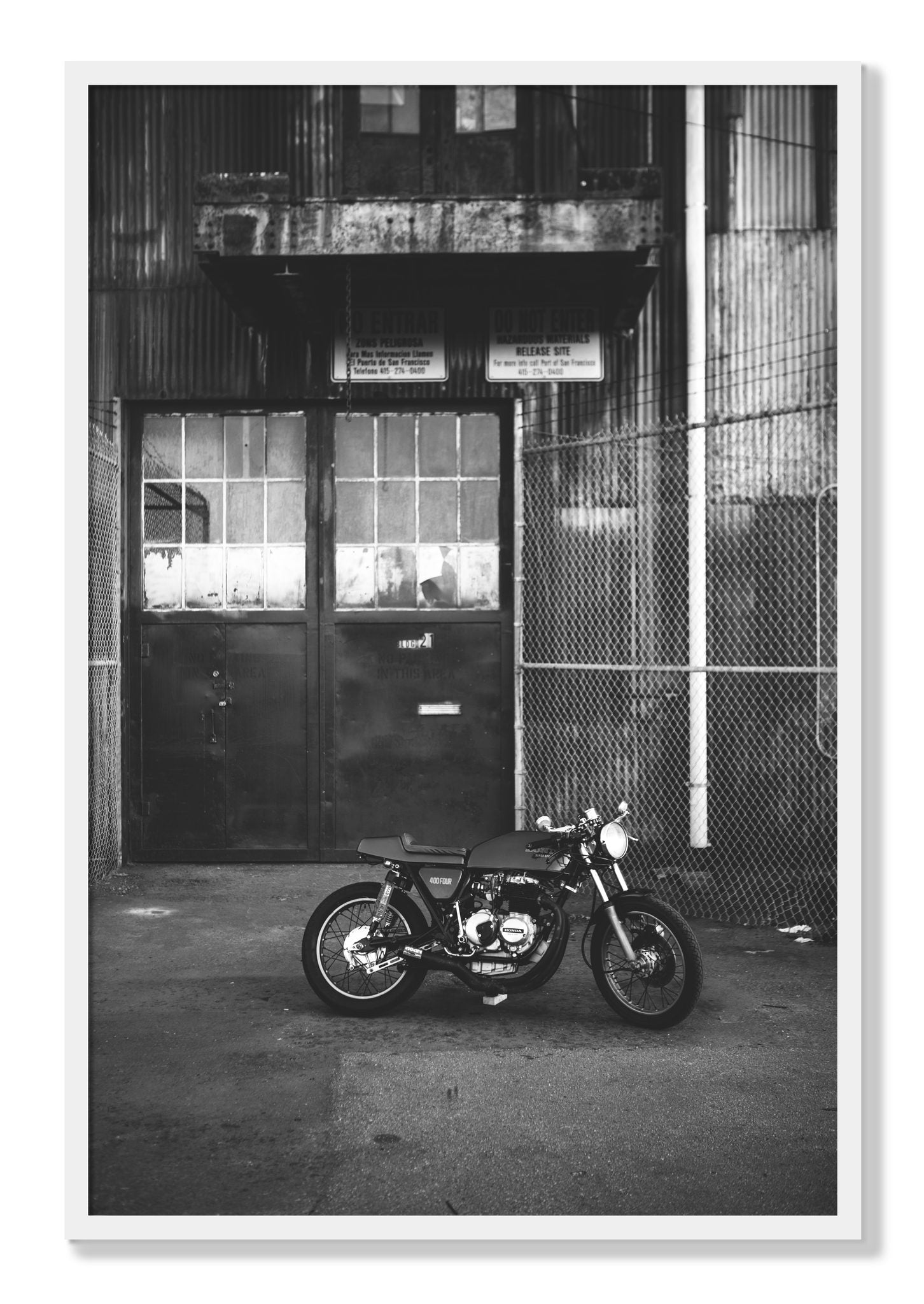 Framed photograph of 400Four by Dylan Ozanich, White frame, Full Bleed