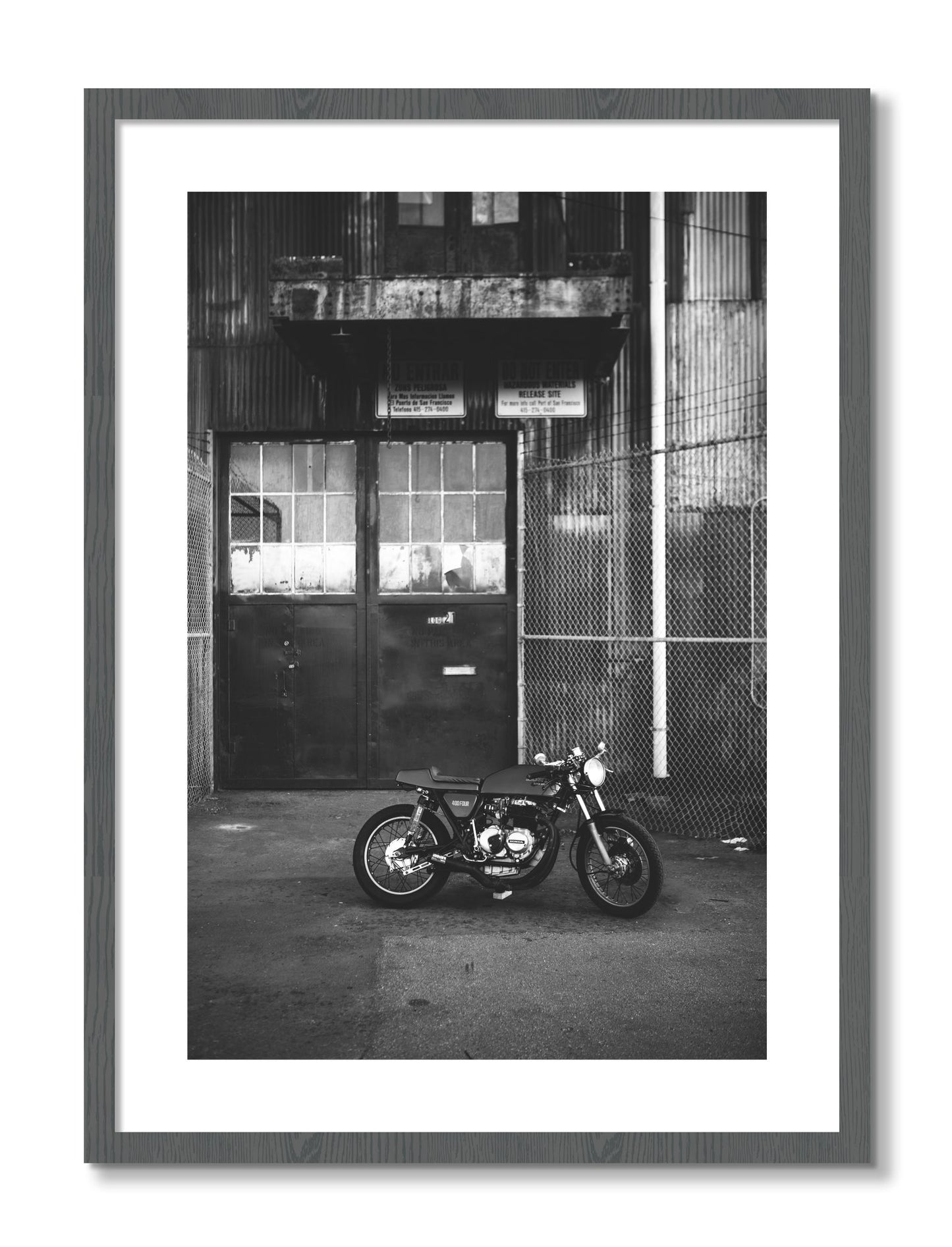 Framed photograph of 400Four by Dylan Ozanich, Grey frame, Borders