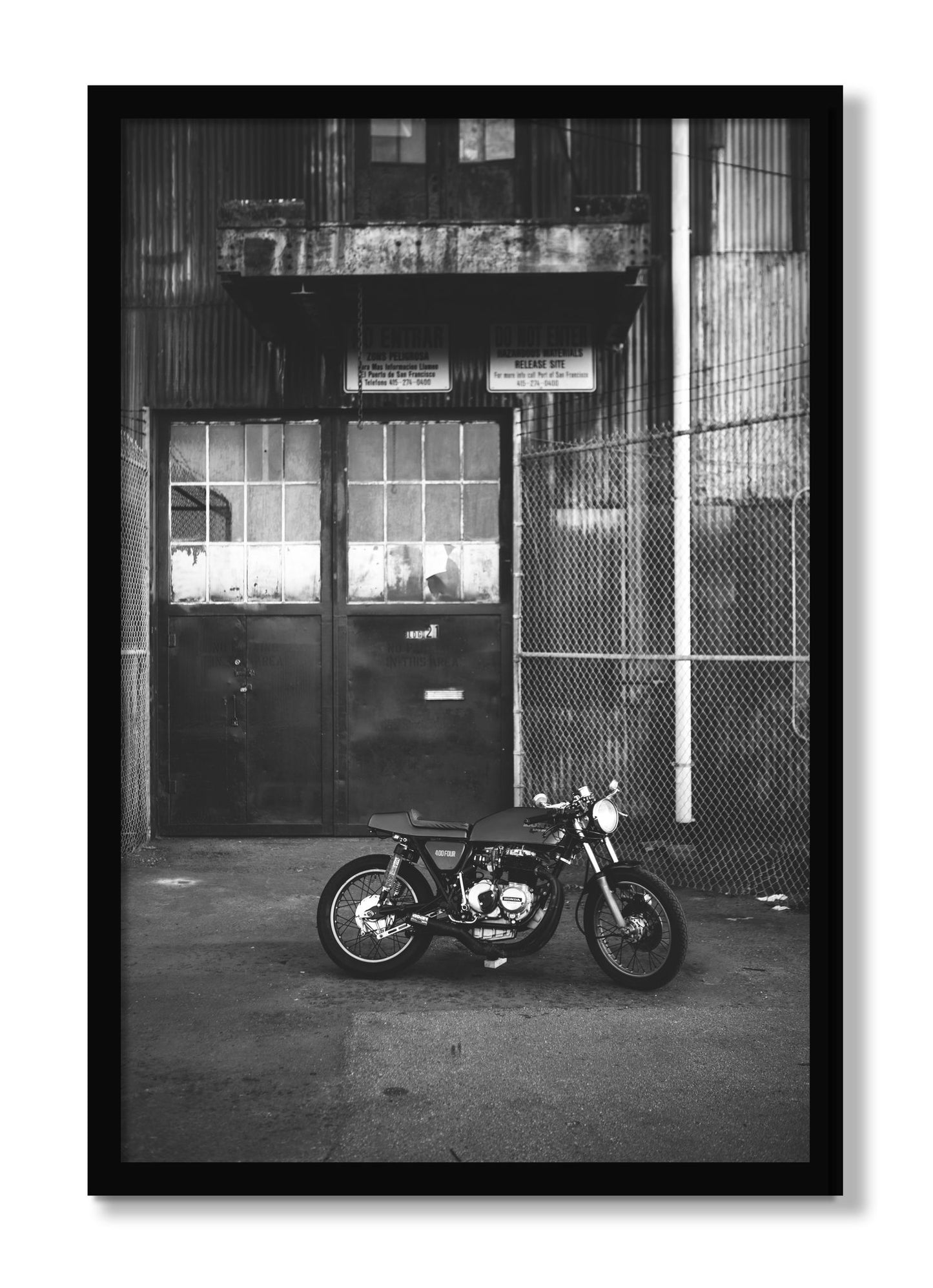 Framed photograph of 400Four by Dylan Ozanich, Black frame, Full Bleed