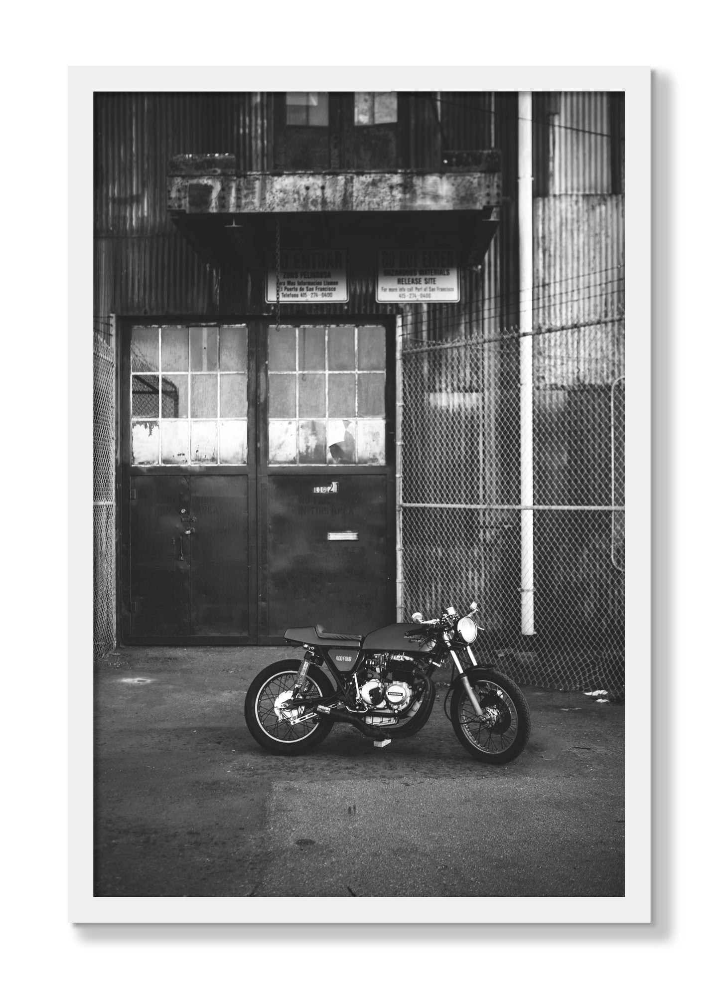 Framed photograph of 400Four by Dylan Ozanich, White frame, Full Bleed