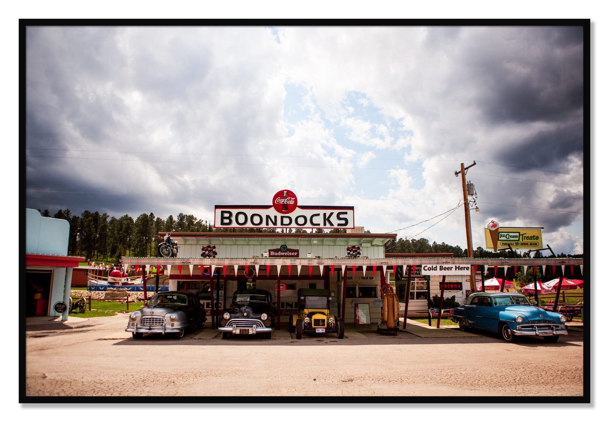Framed photograph of Boondocks by Dylan Ozanich, Black frame, Full Bleed