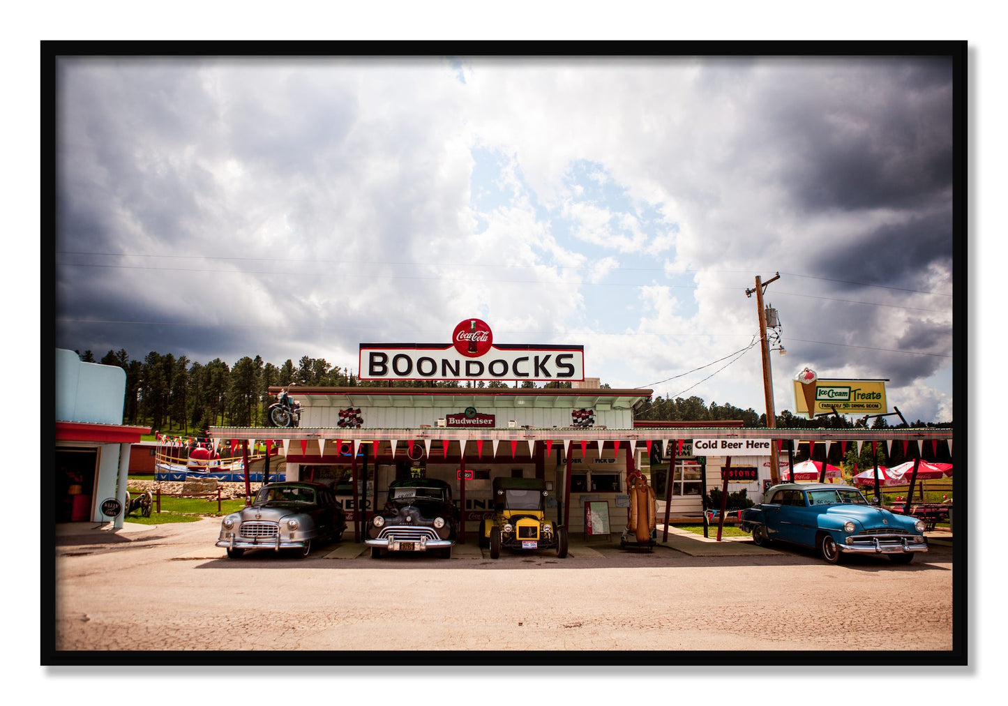 Framed photograph of Boondocks by Dylan Ozanich, Black frame, Full Bleed