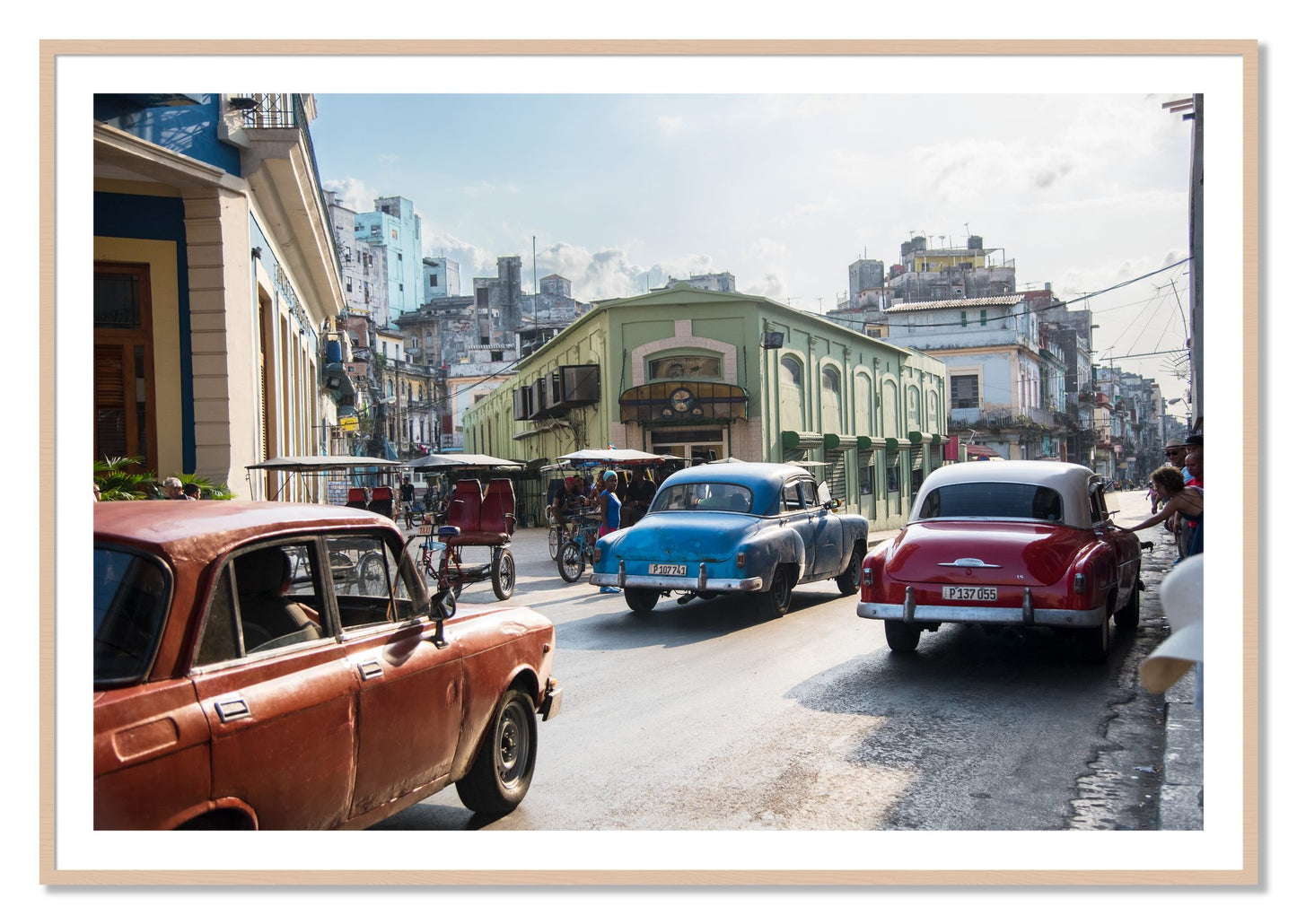 Framed photograph of Cuba by Dylan Ozanich, Maple frame, Borders