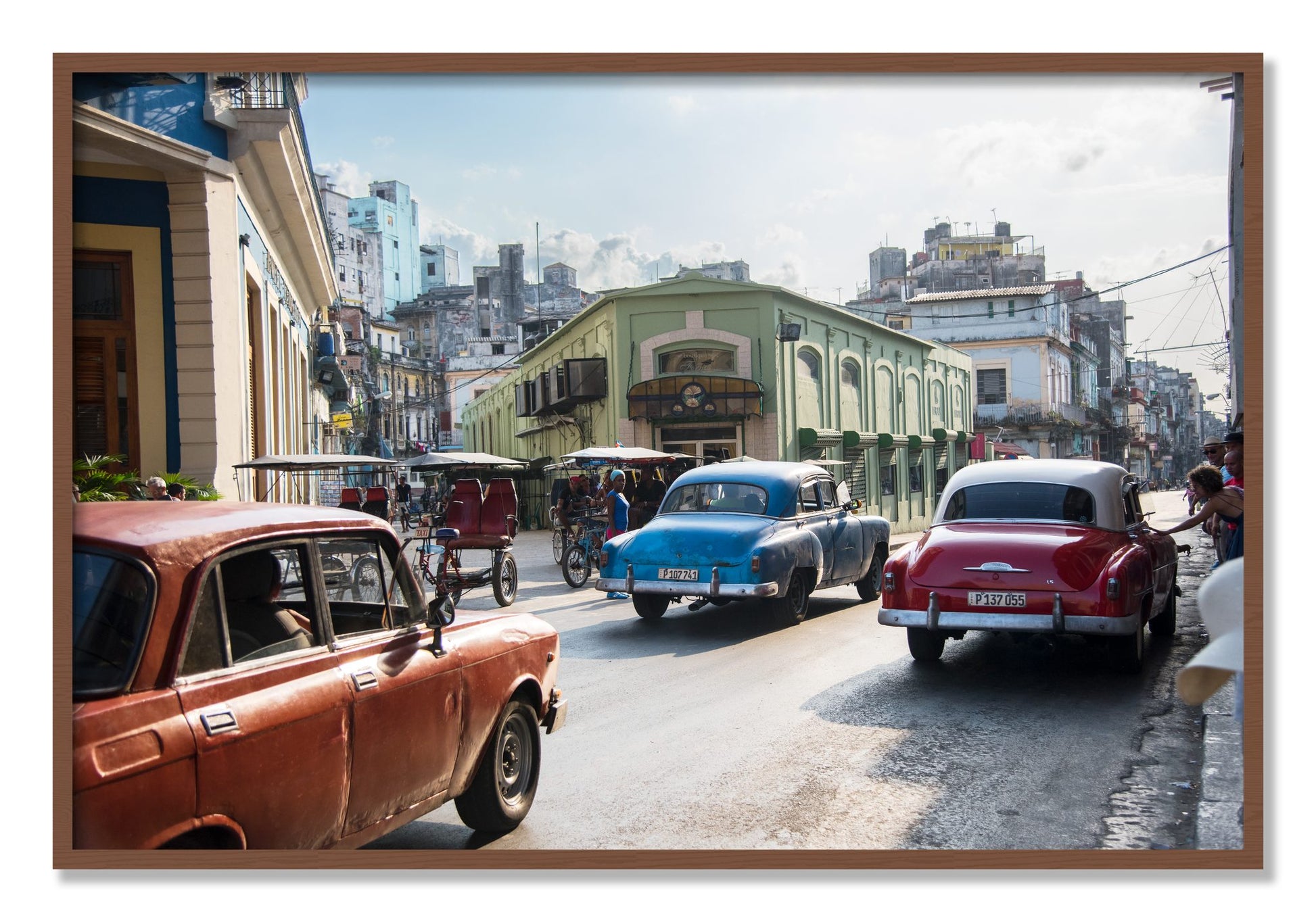 Framed photograph of Cuba by Dylan Ozanich, Walnut frame, Full Bleed