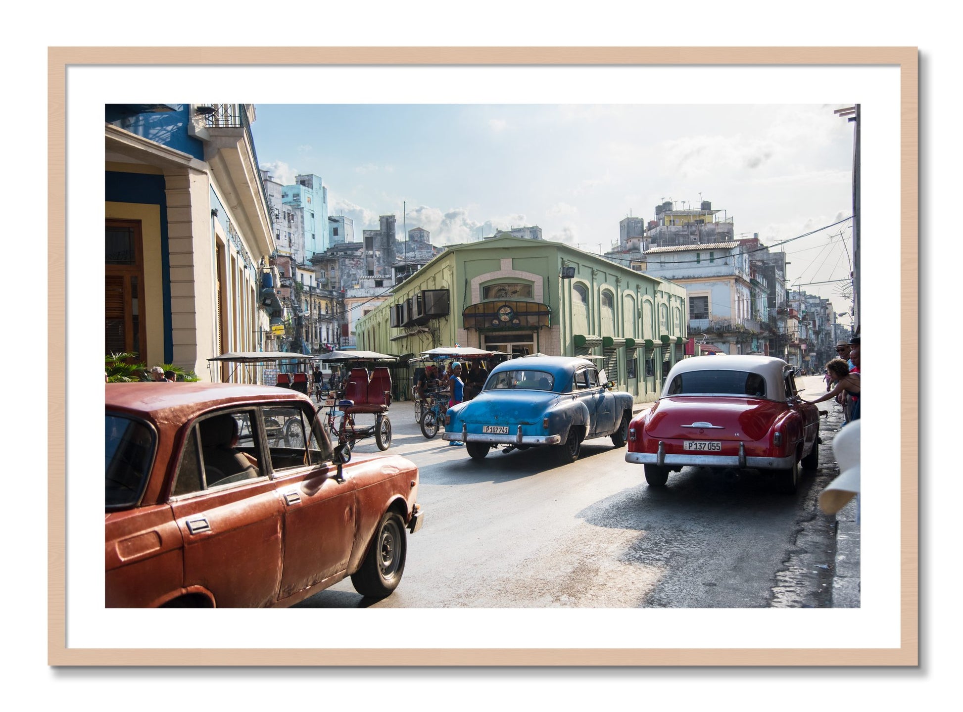 Framed photograph of Cuba by Dylan Ozanich, Maple frame, Borders