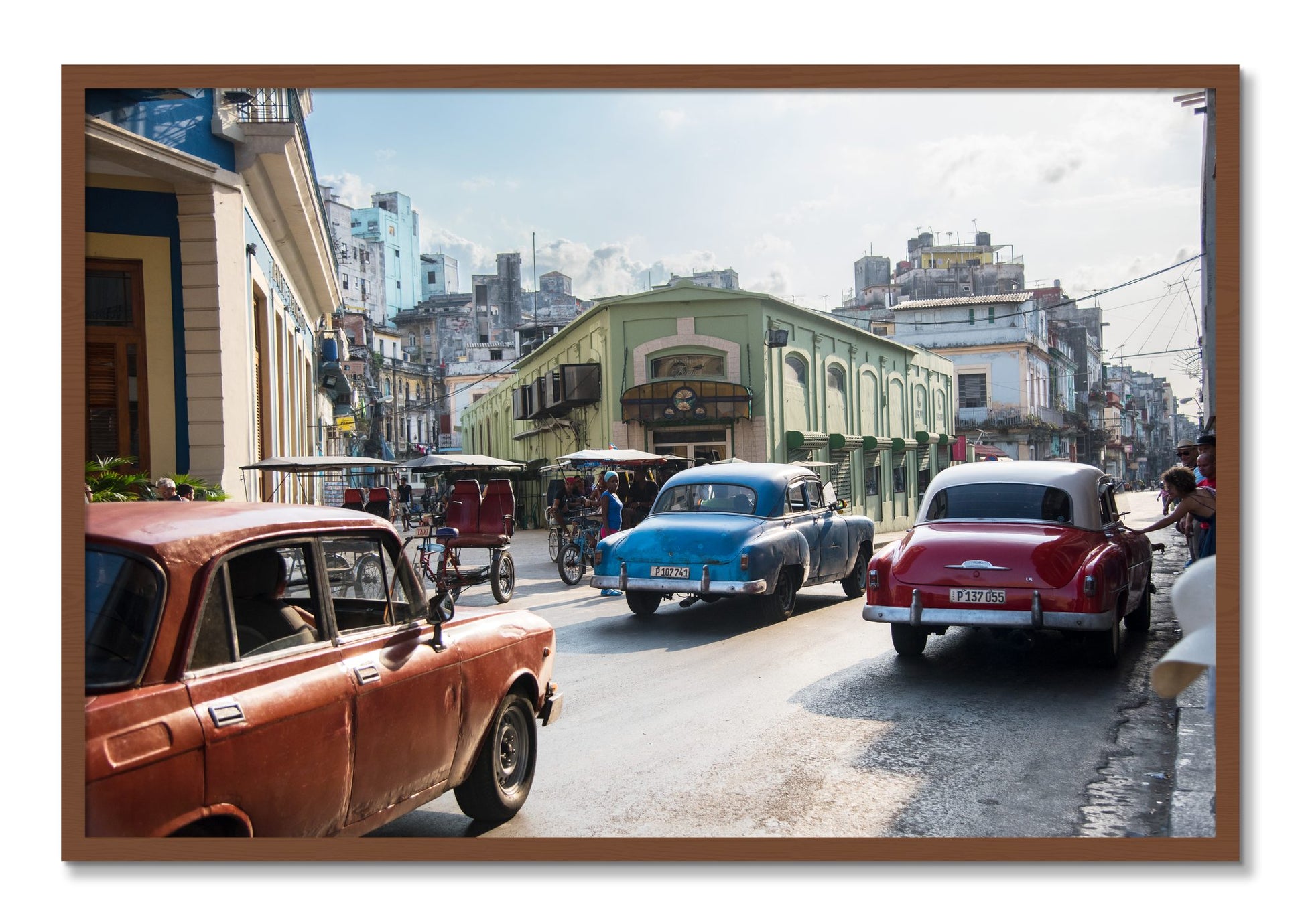 Framed photograph of Cuba by Dylan Ozanich, Walnut frame, Full Bleed