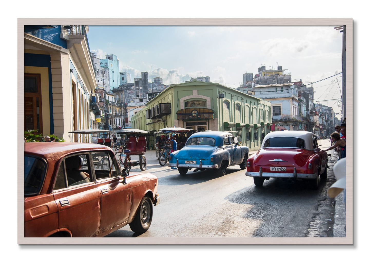 Framed photograph of Cuba by Dylan Ozanich, White Maple frame, Full Bleed