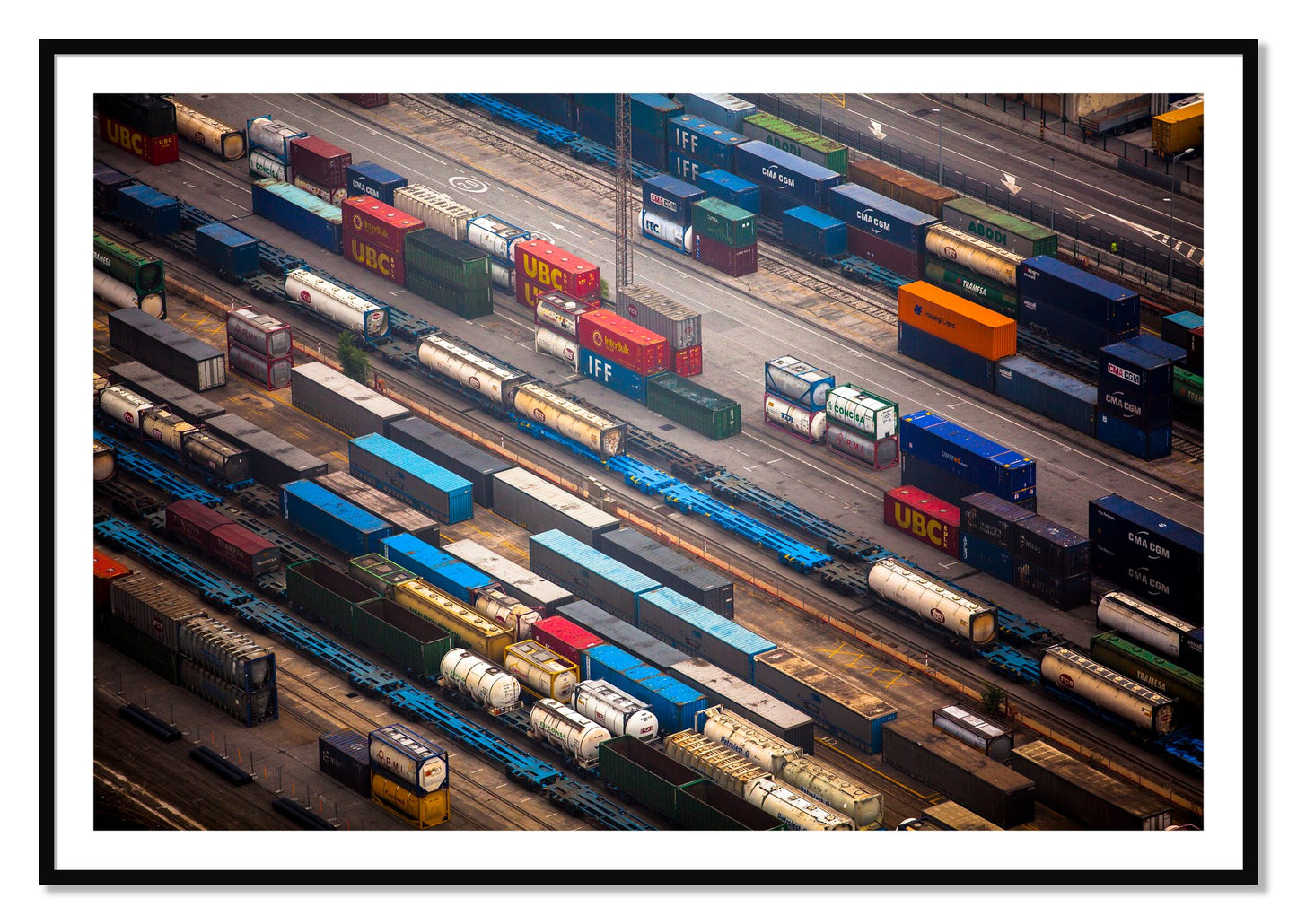 Framed photograph of Distribute by Dylan Ozanich, Black frame, Borders
