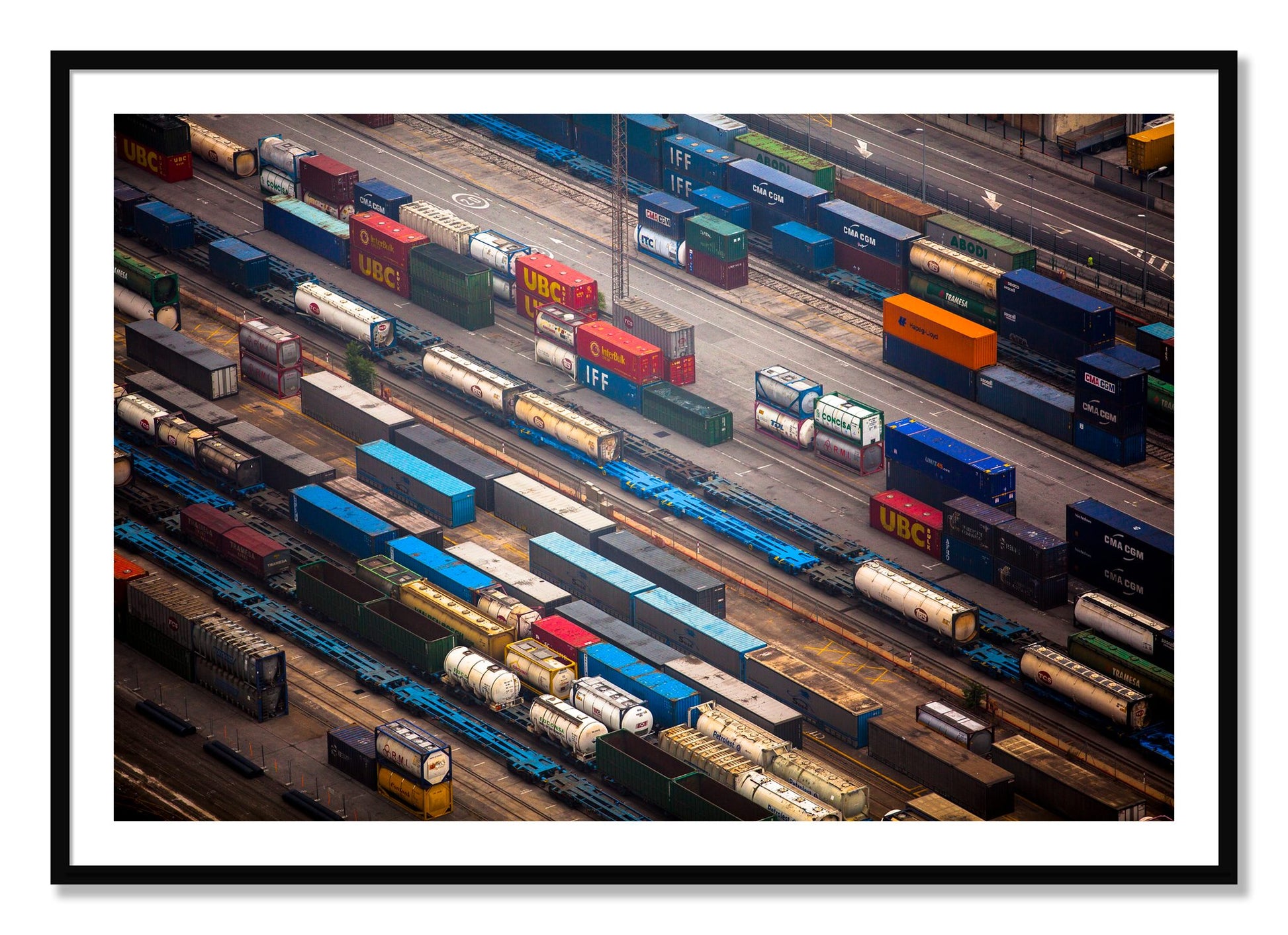 Framed photograph of Distribute by Dylan Ozanich, Black frame, Borders