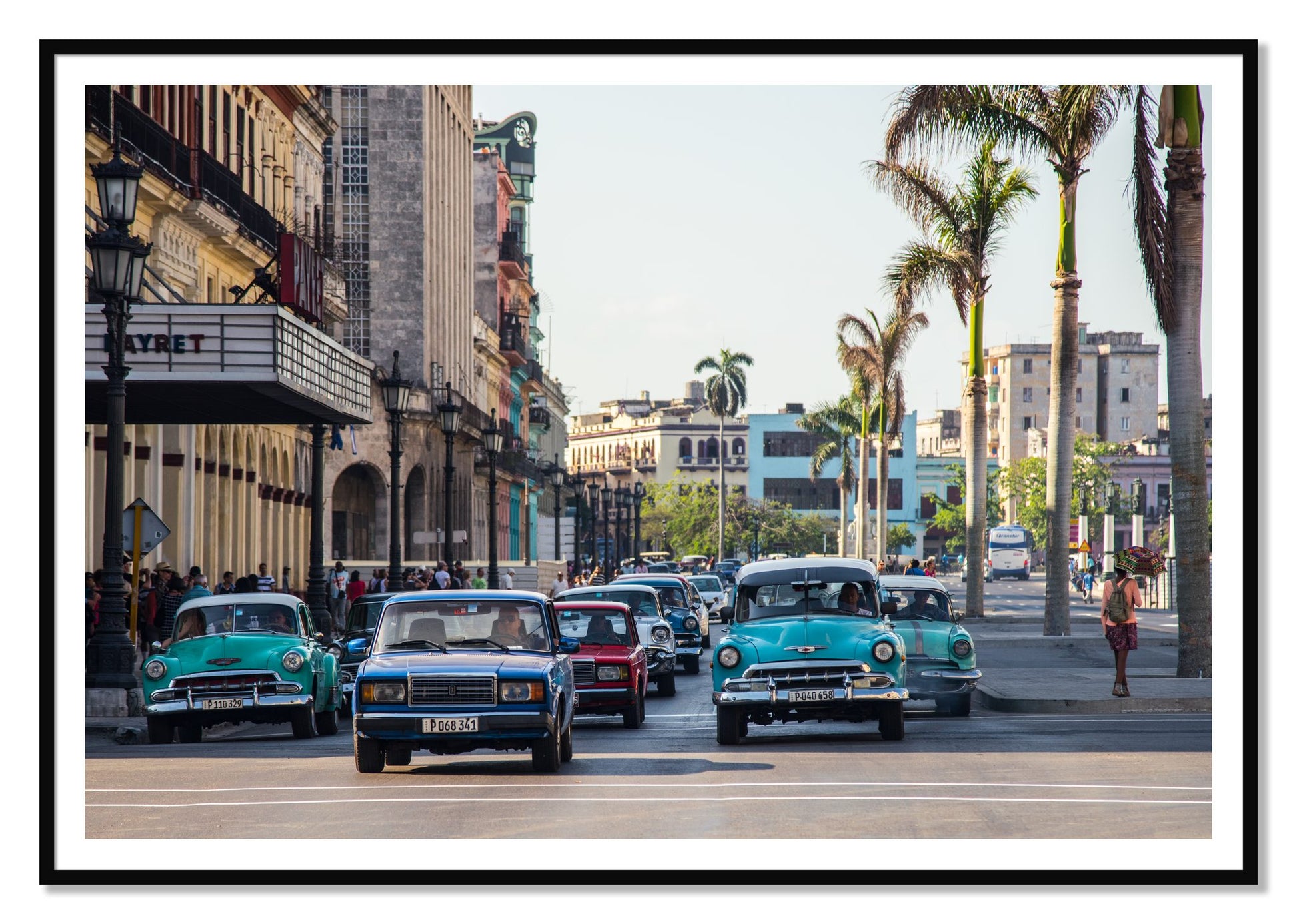 Framed photograph of Havana by Dylan Ozanich, Black frame, Borders