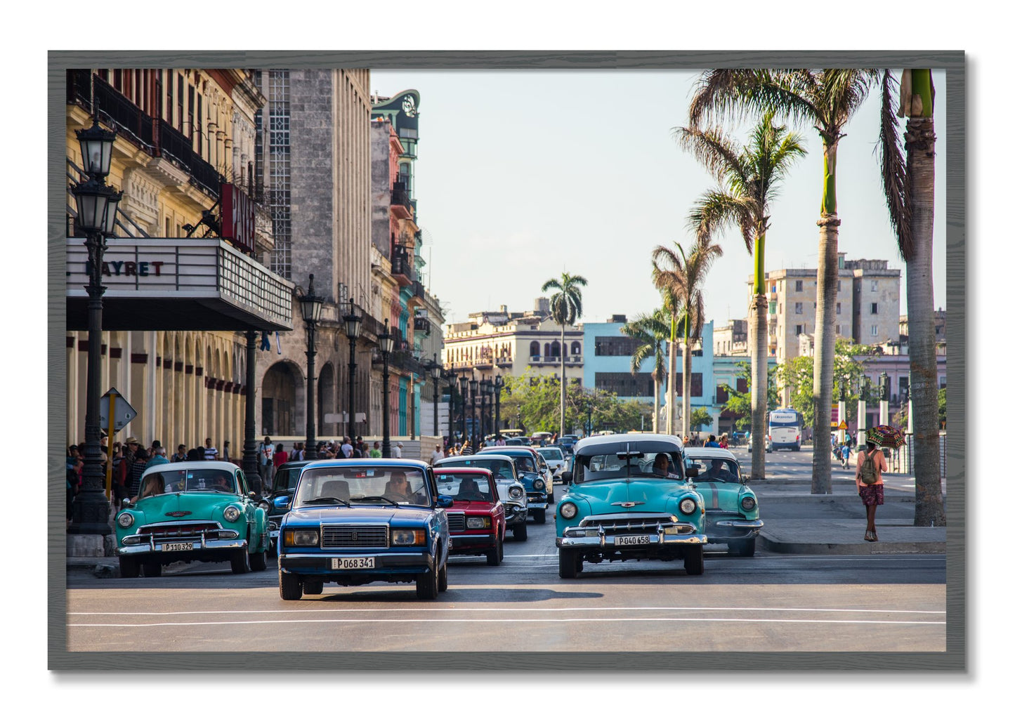 Framed photograph of Havana by Dylan Ozanich, Grey frame, Full Bleed