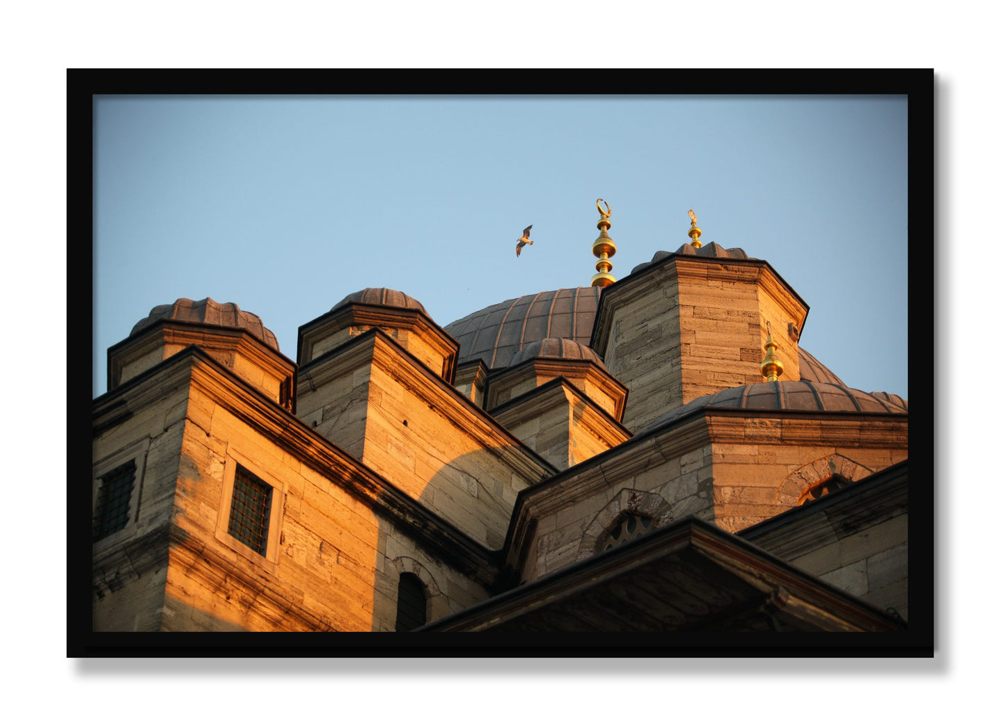Framed photograph of Istanbul by Dylan Ozanich, Black frame, Full Bleed