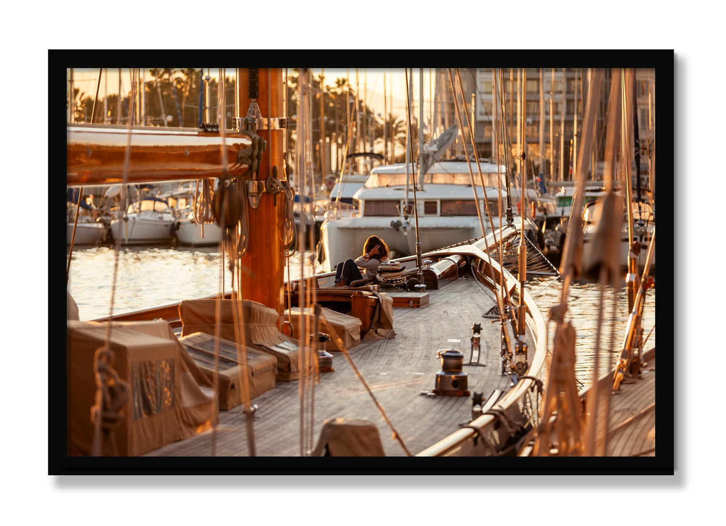 Framed photograph of Living by Dylan Ozanich, Black frame, Full Bleed
