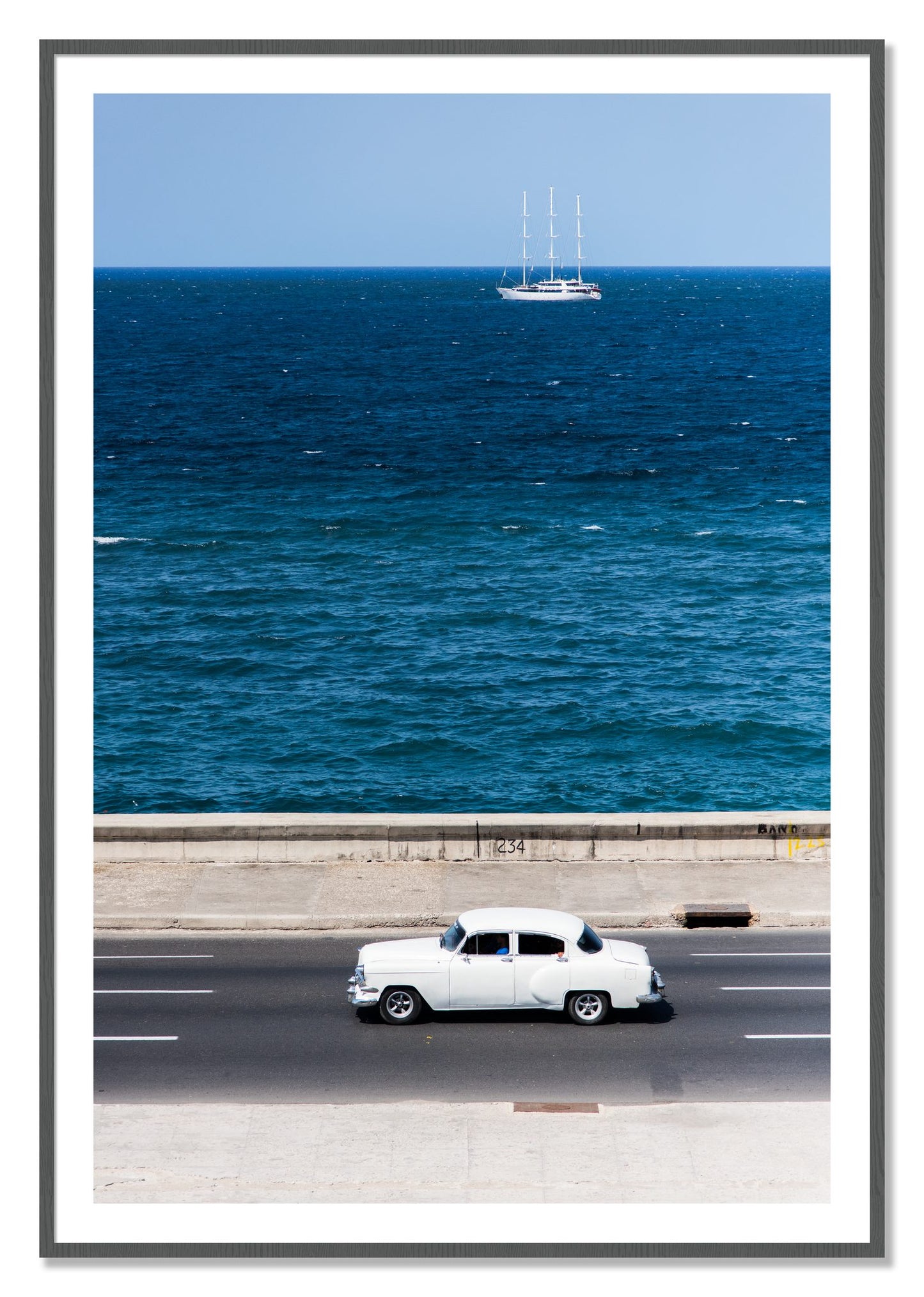 Framed photograph of Melacon by Dylan Ozanich, Grey frame, Borders