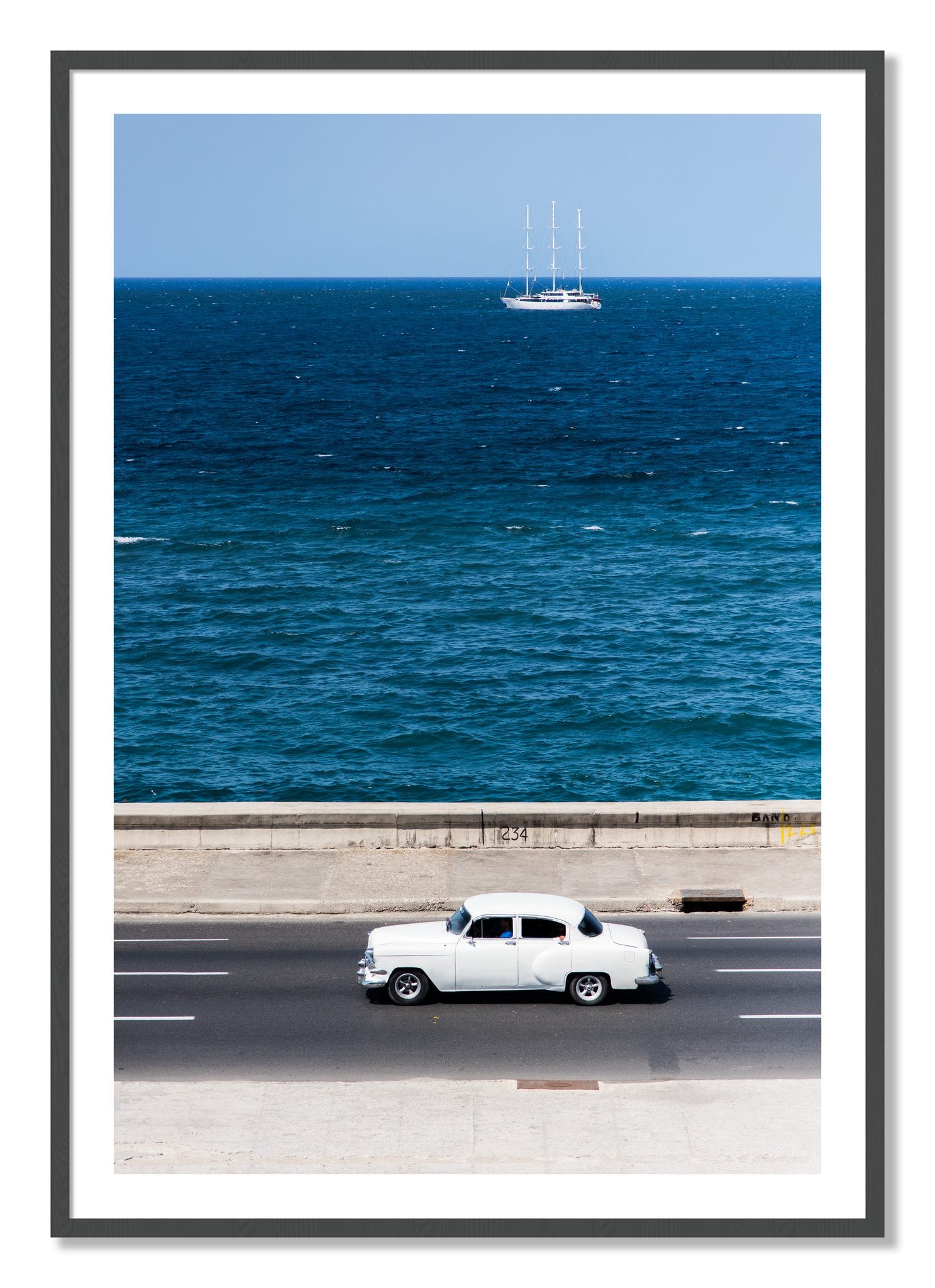 Framed photograph of Melacon by Dylan Ozanich, Grey frame, Borders