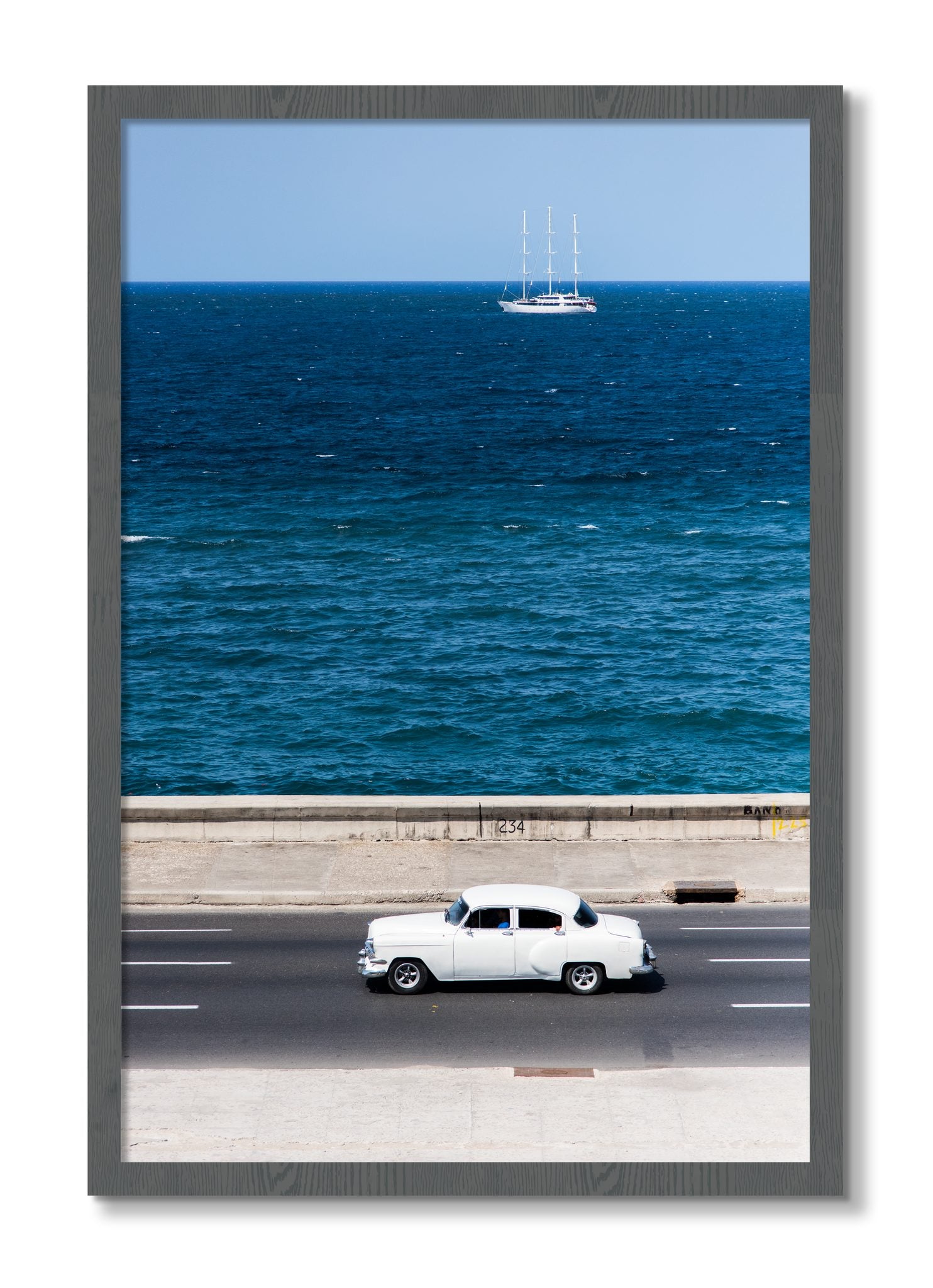 Framed photograph of Melacon by Dylan Ozanich, Grey frame, Full Bleed