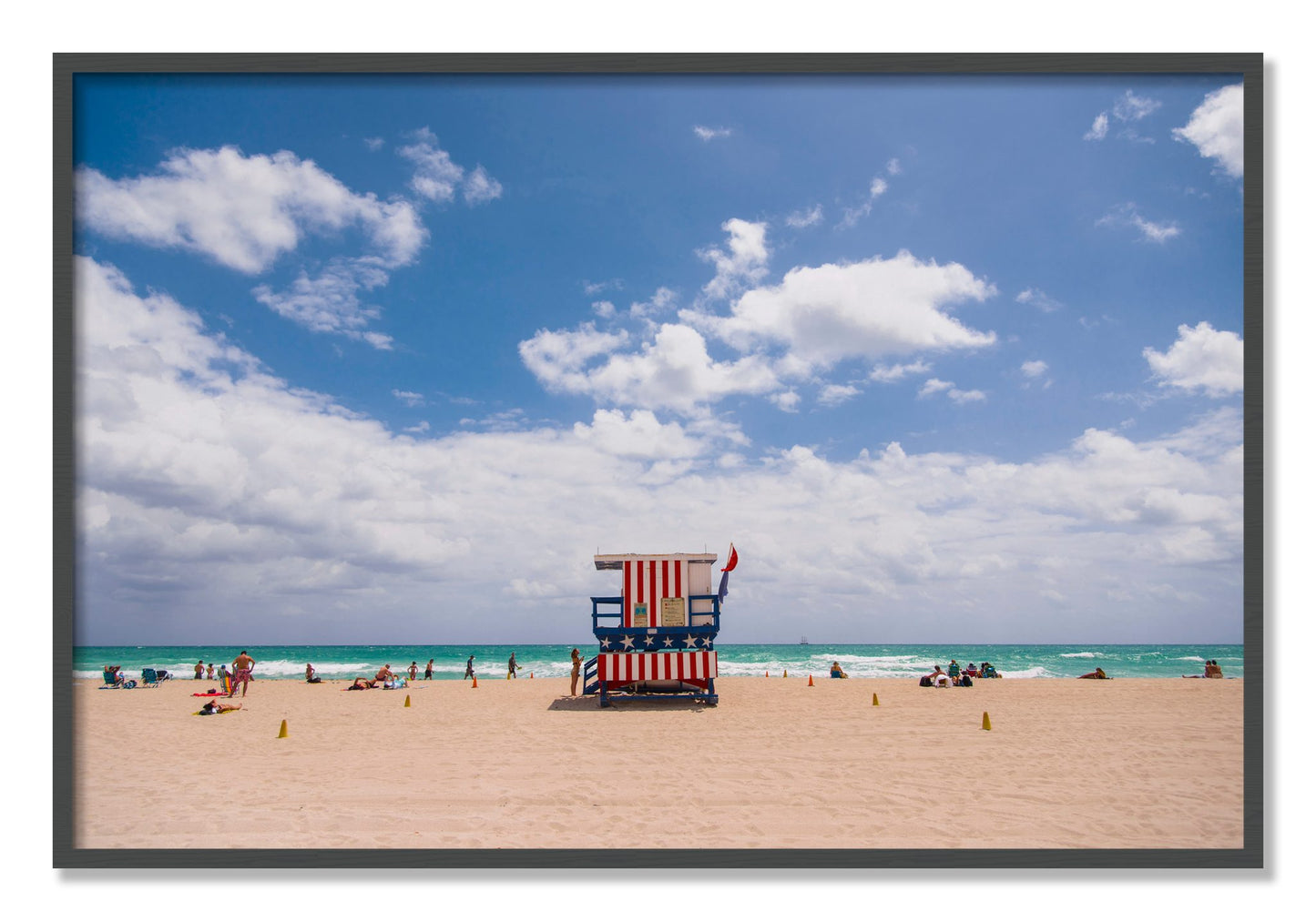 Framed photograph of Miami by Dylan Ozanich, Grey frame, Full Bleed