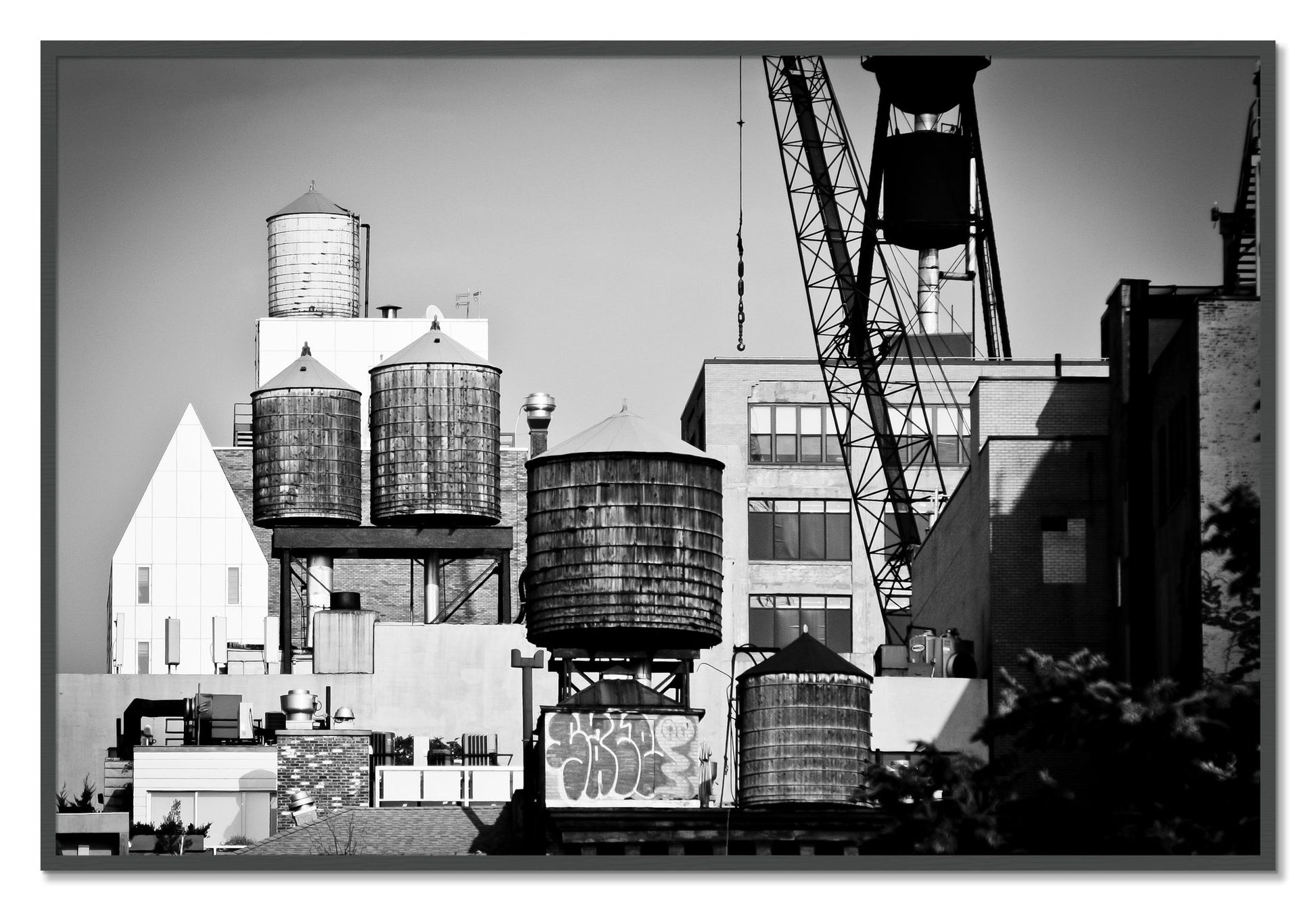 Framed photograph of NYC by Dylan Ozanich, Grey frame, Full Bleed