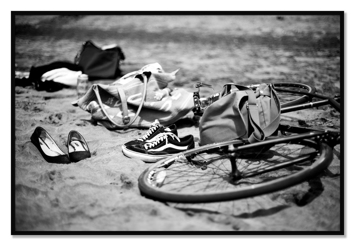 Framed photograph of Ocean Beach by Dylan Ozanich, Black frame, Full Bleed