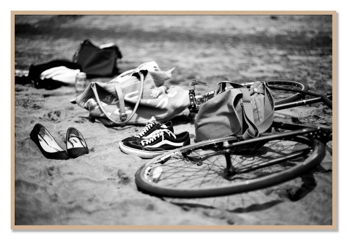 Framed photograph of Ocean Beach by Dylan Ozanich, Oak frame, Full Bleed