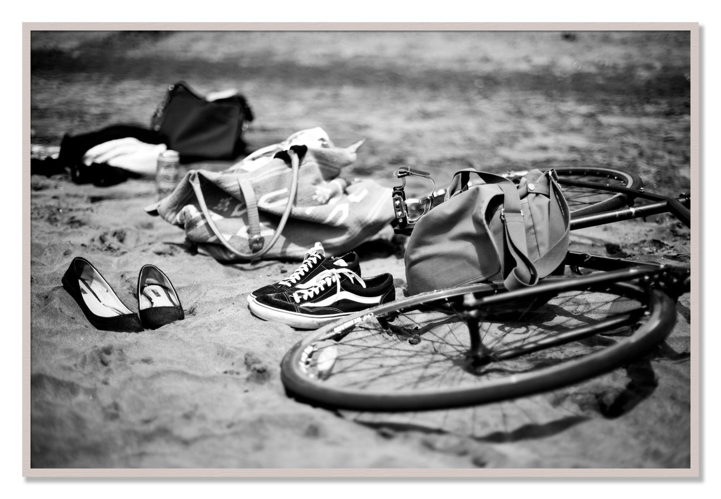 Framed photograph of Ocean Beach by Dylan Ozanich, White Maple frame, Full Bleed