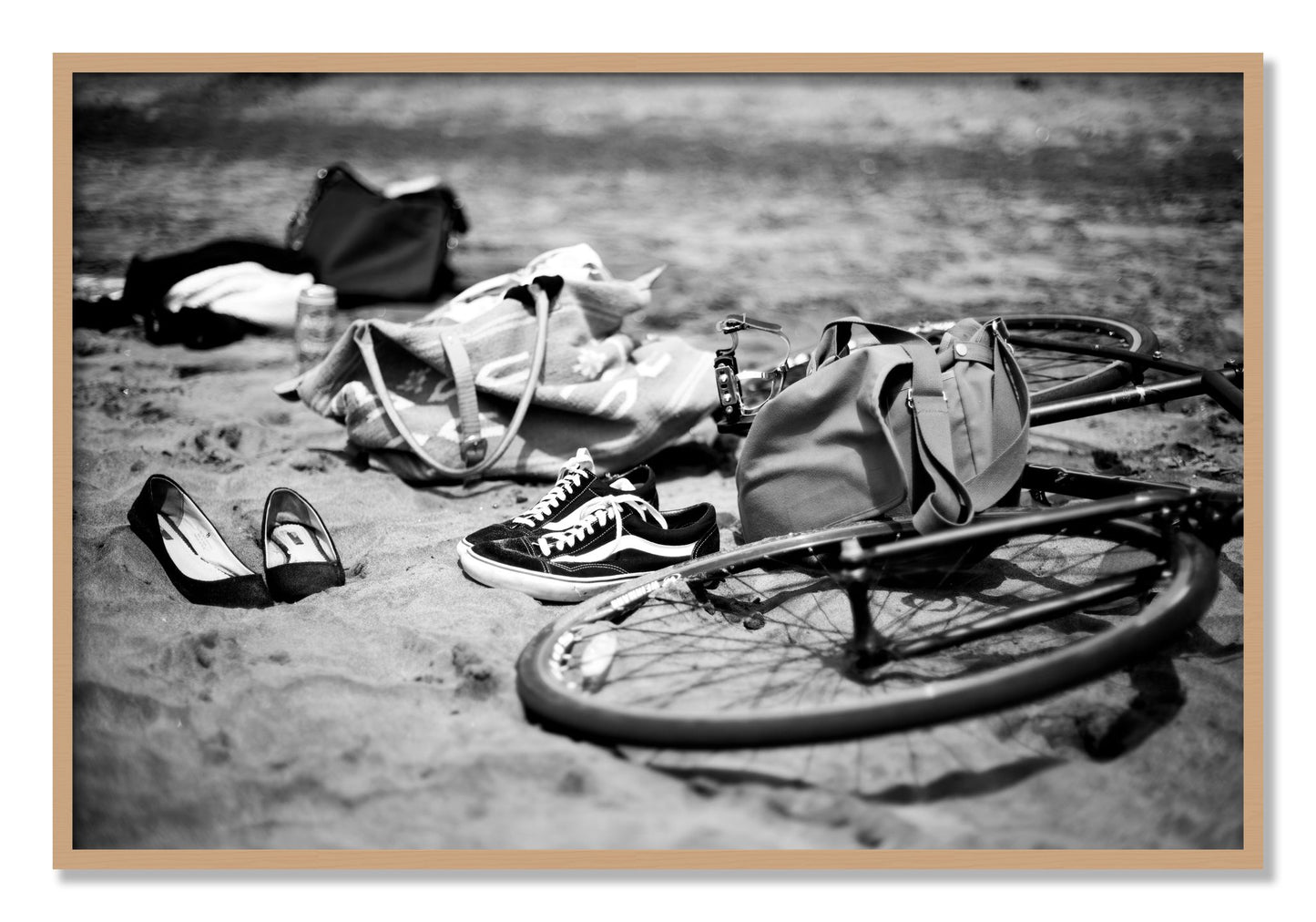 Framed photograph of Ocean Beach by Dylan Ozanich, Oak frame, Full Bleed