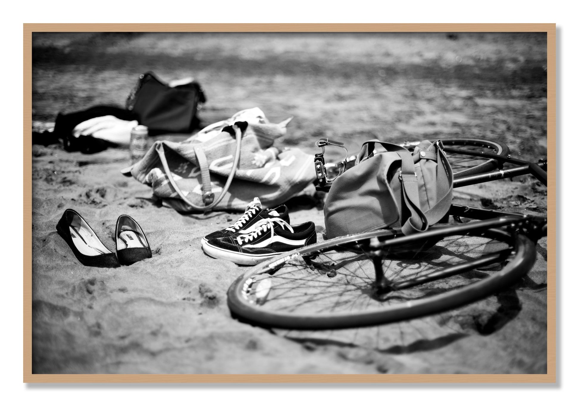 Framed photograph of Ocean Beach by Dylan Ozanich, Oak frame, Full Bleed