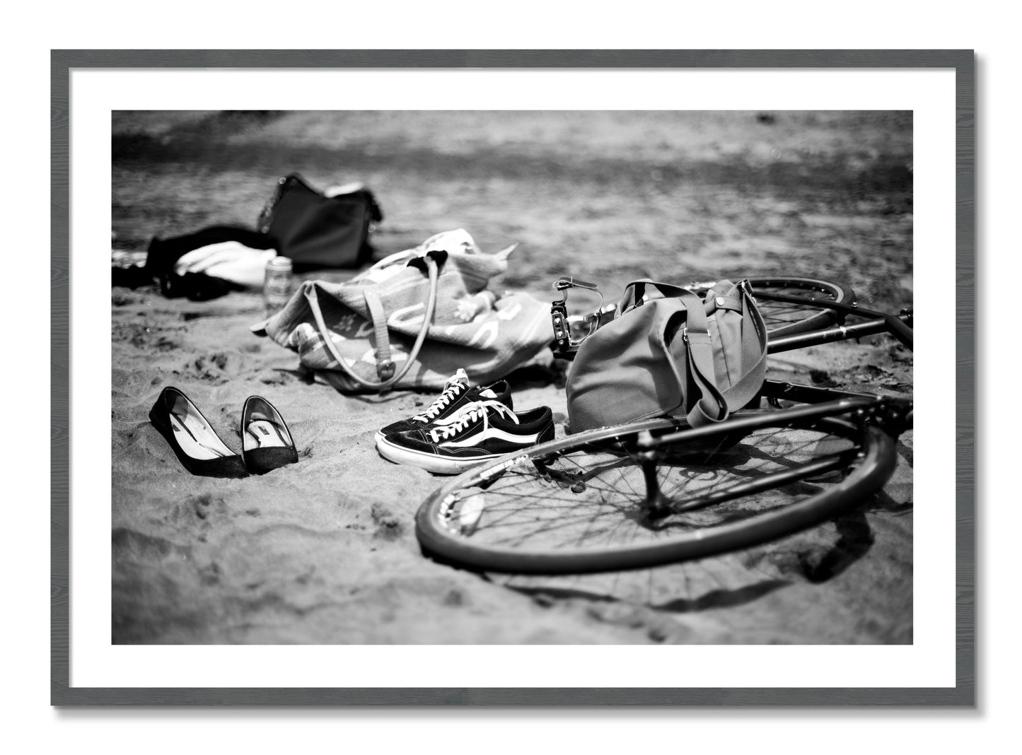 Framed photograph of Ocean Beach by Dylan Ozanich, Grey frame, Borders