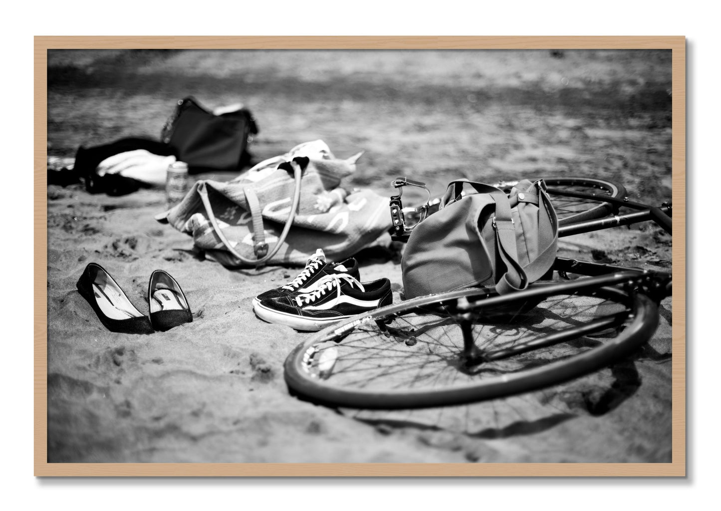 Framed photograph of Ocean Beach by Dylan Ozanich, Oak frame, Full Bleed