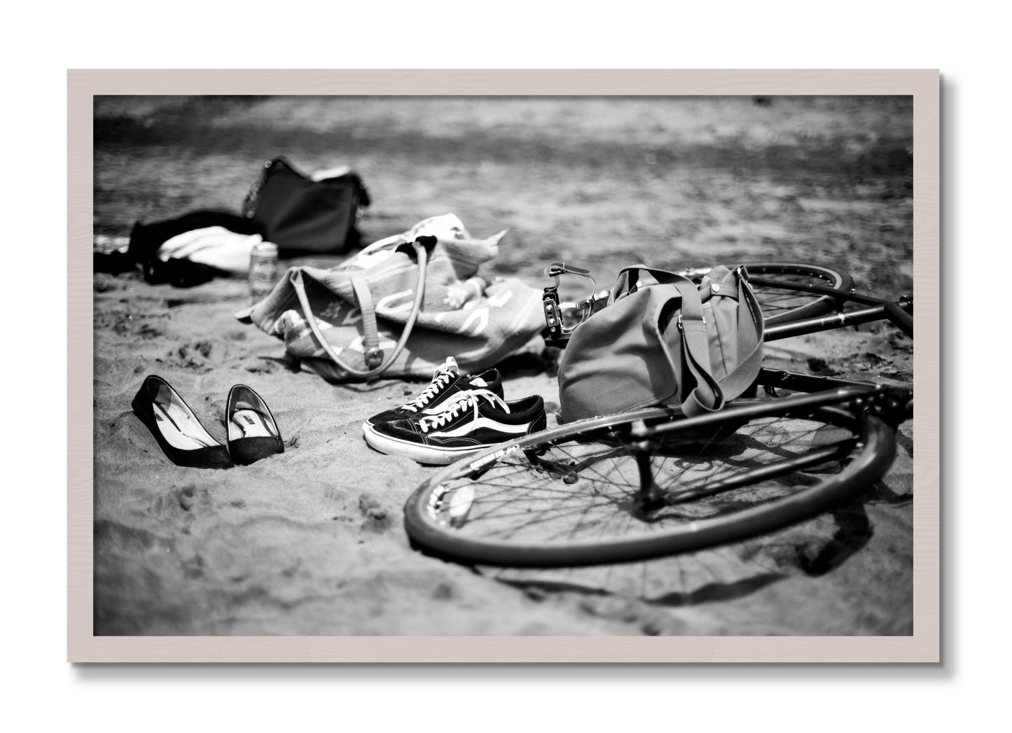 Framed photograph of Ocean Beach by Dylan Ozanich, White Maple frame, Full Bleed