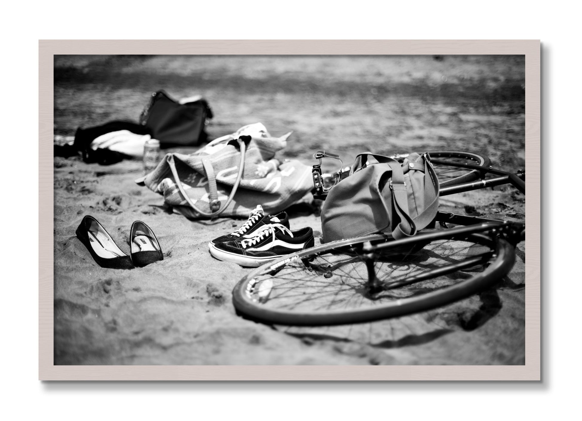 Framed photograph of Ocean Beach by Dylan Ozanich, White Maple frame, Full Bleed