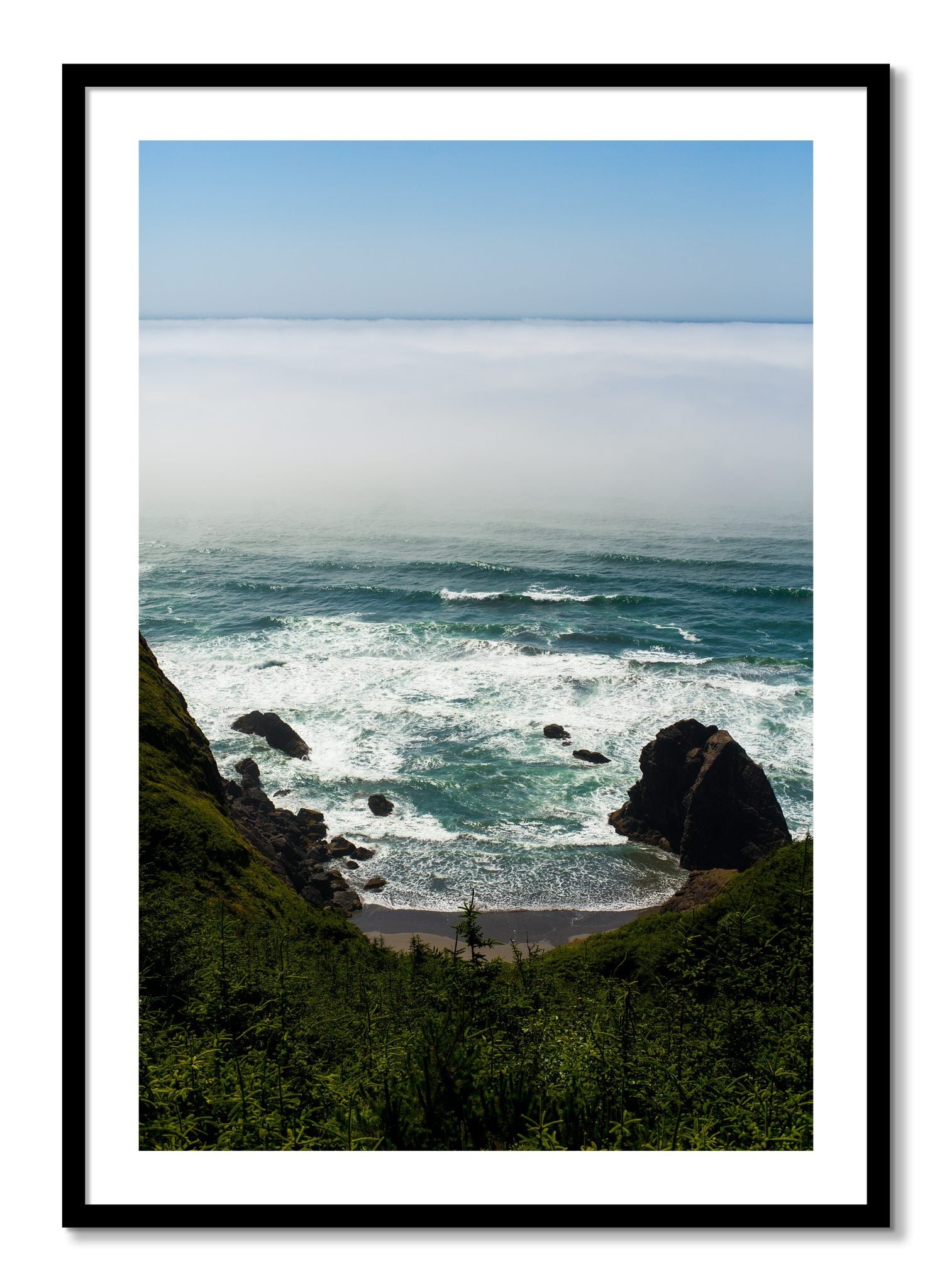 Framed photograph of Oregon Coast by Dylan Ozanich, Black frame, Borders