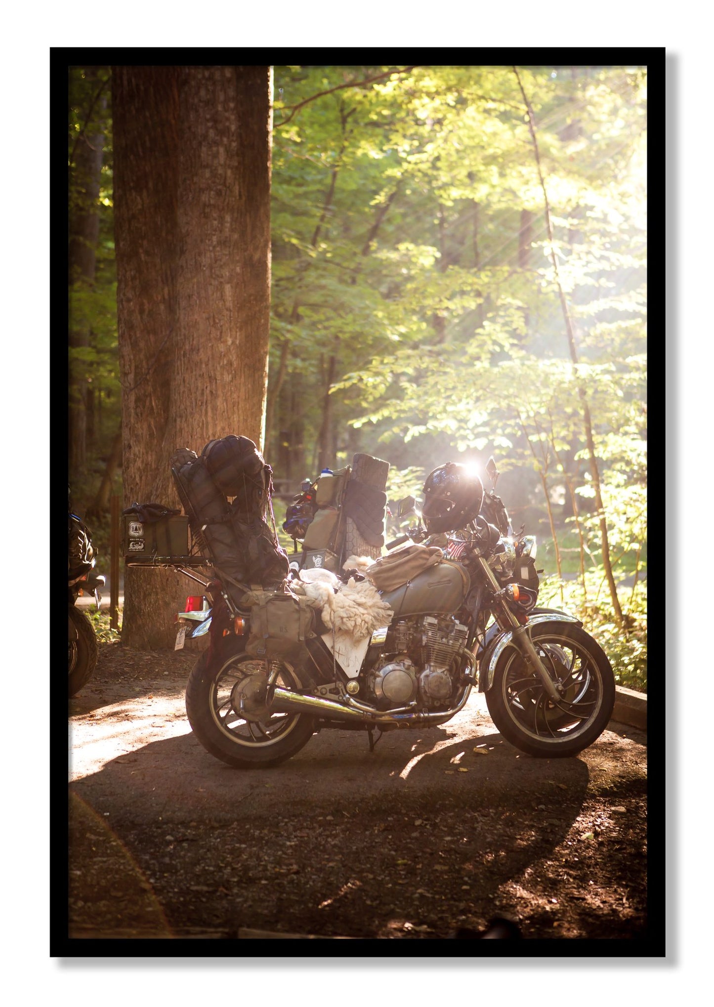 Framed photograph of Pack Up And Go by Dylan Ozanich, Black frame, Full Bleed