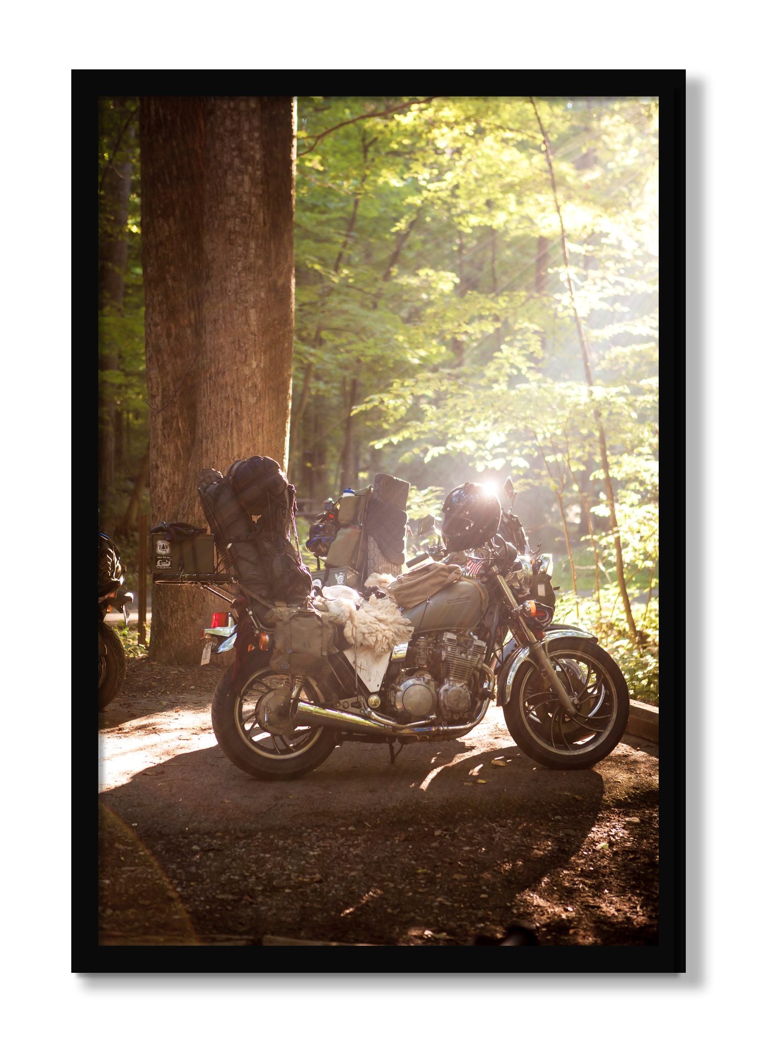 Framed photograph of Pack Up And Go by Dylan Ozanich, Black frame, Full Bleed