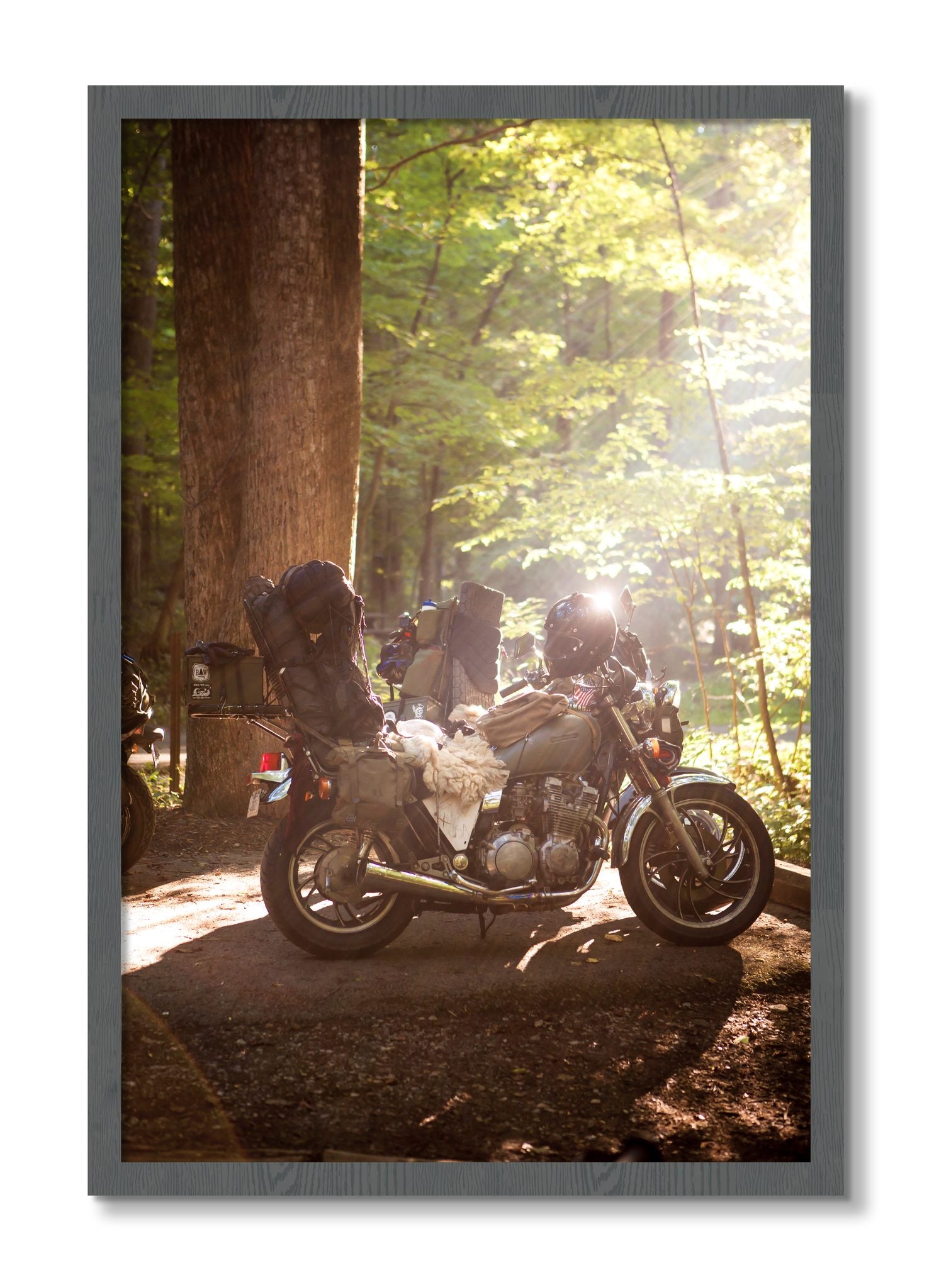 Framed photograph of Pack Up And Go by Dylan Ozanich, Grey frame, Full Bleed
