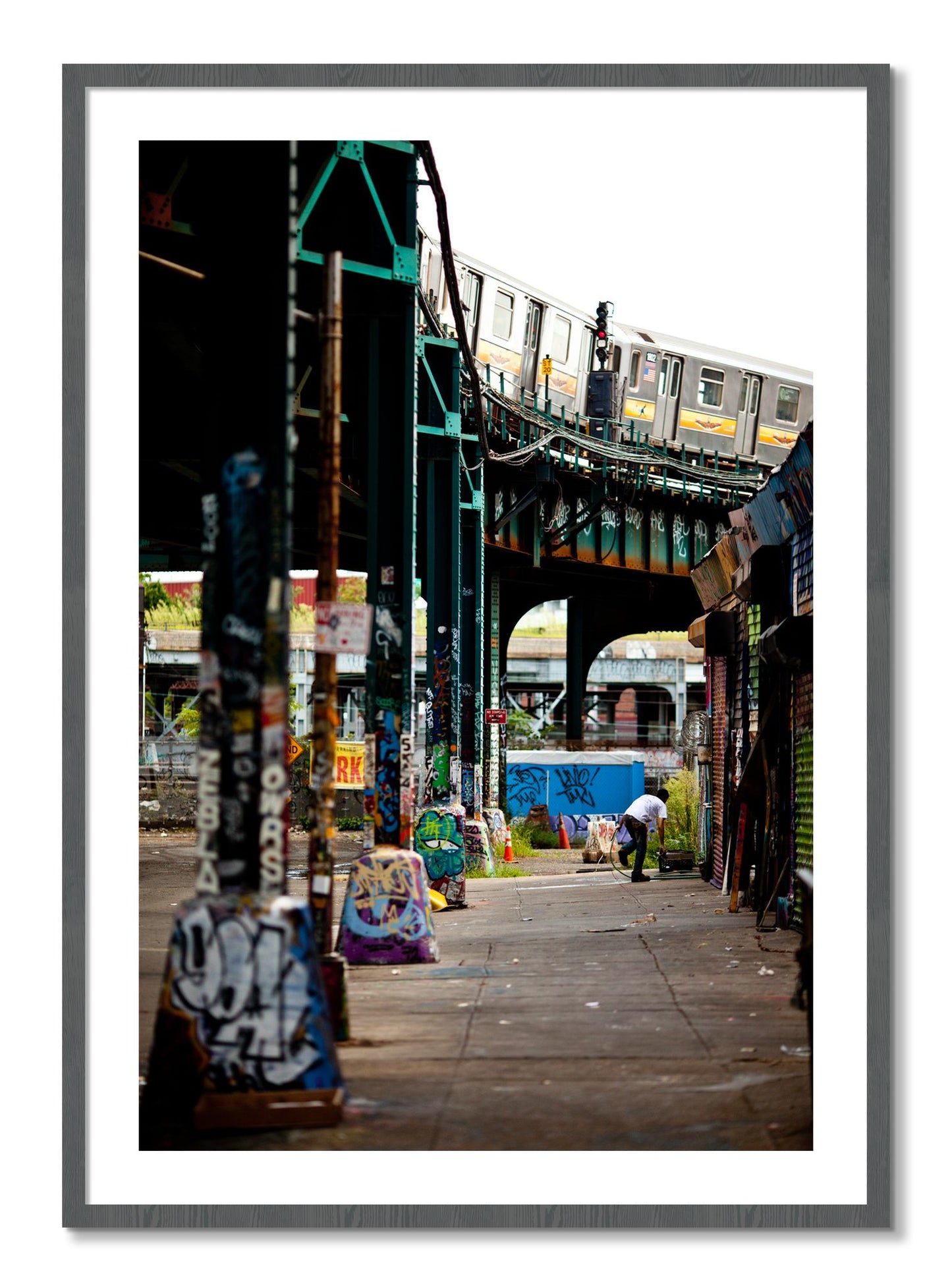 Framed photograph of Queens by Dylan Ozanich, Grey frame, Borders