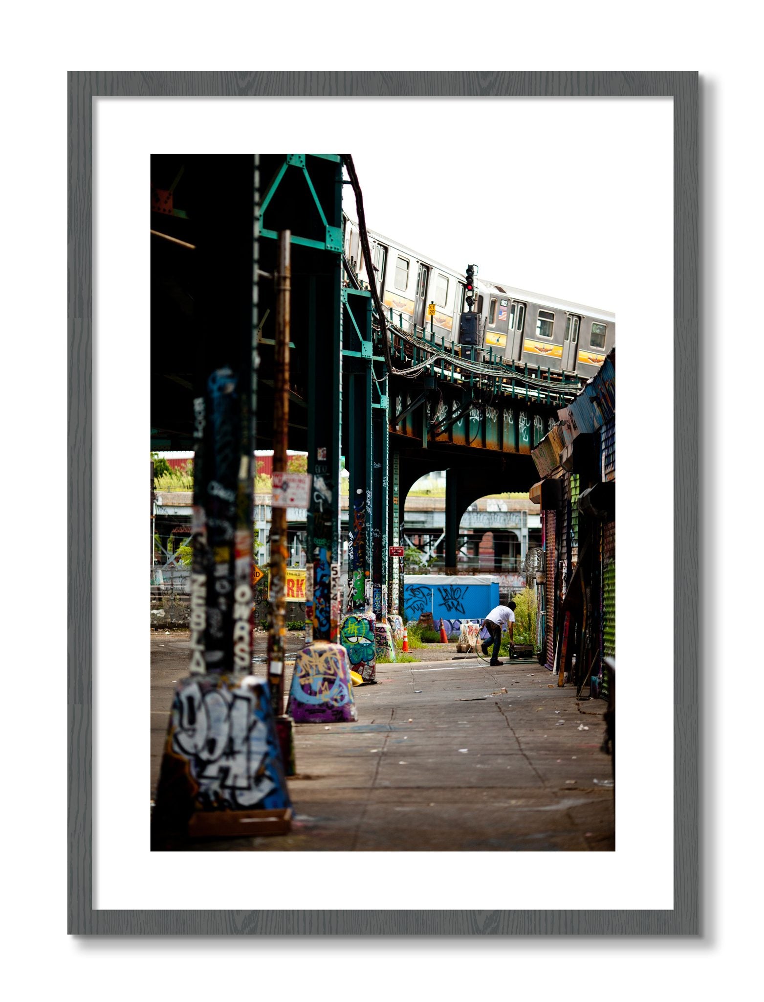 Framed photograph of Queens by Dylan Ozanich, Grey frame, Borders