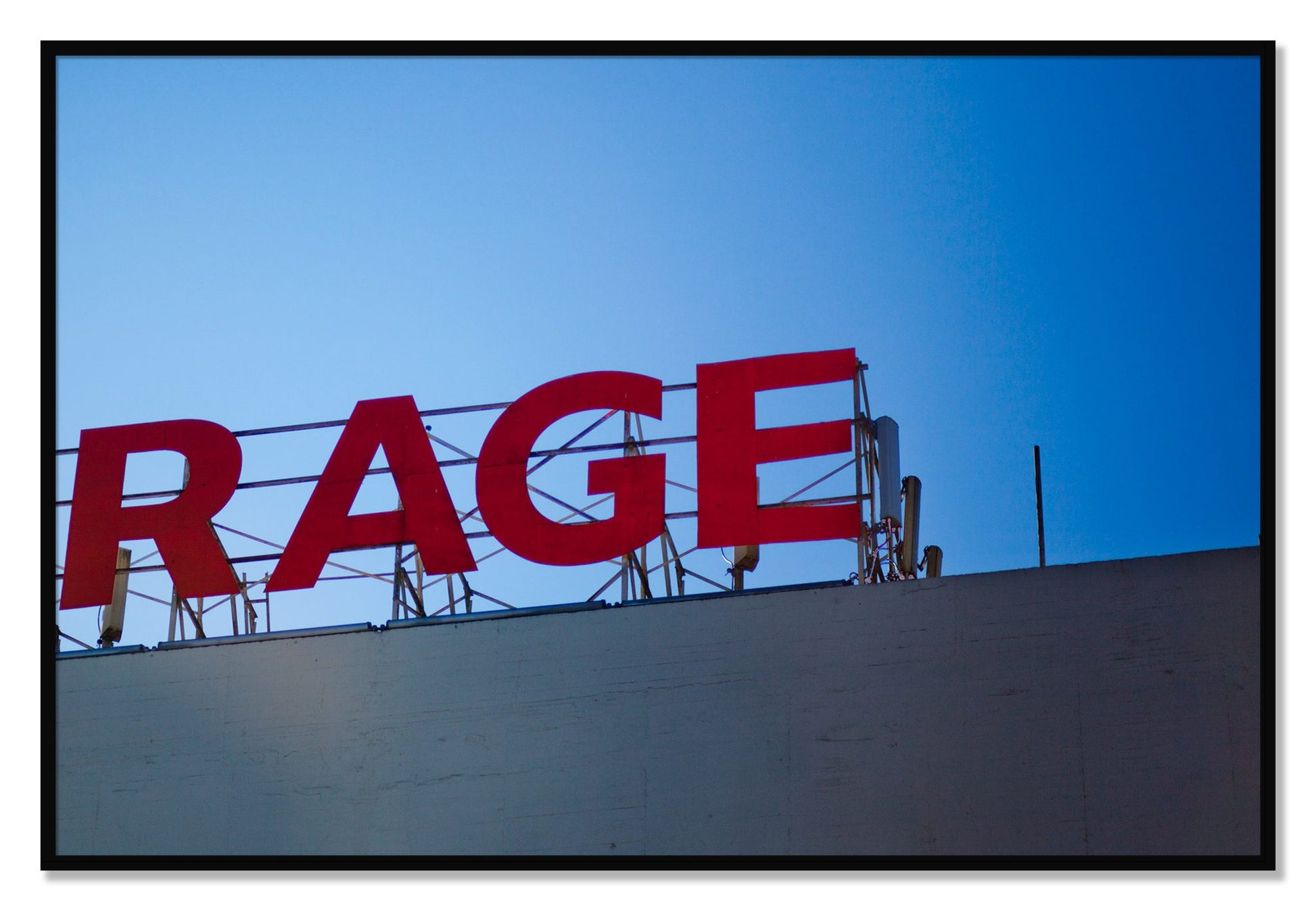 Framed photograph of Rage by Dylan Ozanich, Black frame, Full Bleed