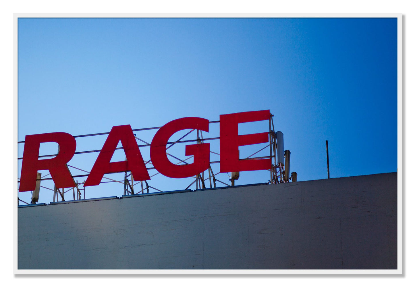Framed photograph of Rage by Dylan Ozanich, White frame, Full Bleed