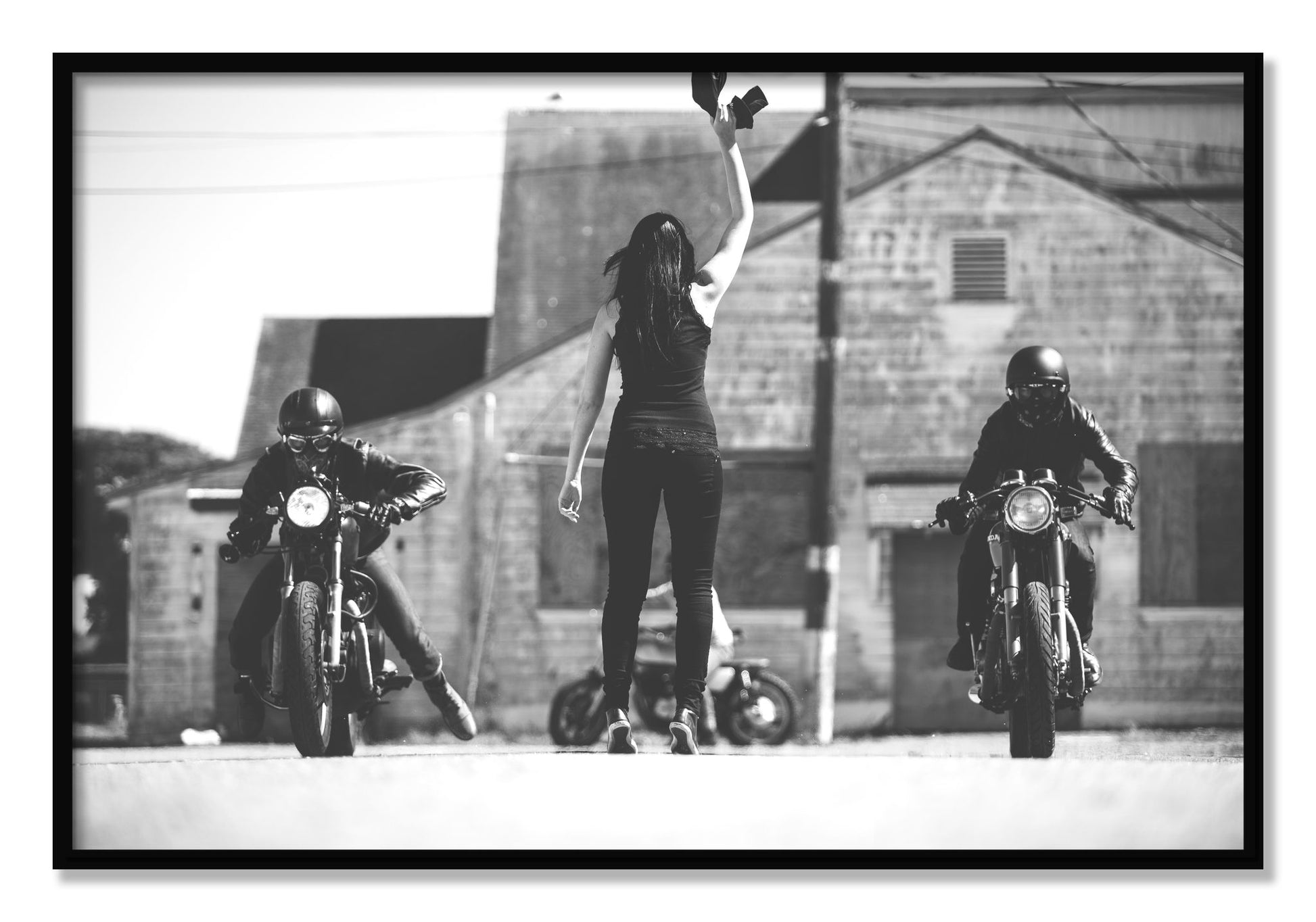 Framed photograph of Ready Set by Dylan Ozanich, Black frame, Full Bleed