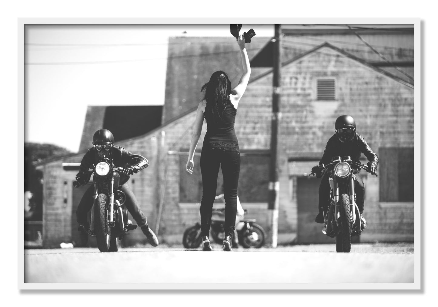 Framed photograph of Ready Set by Dylan Ozanich, White frame, Full Bleed