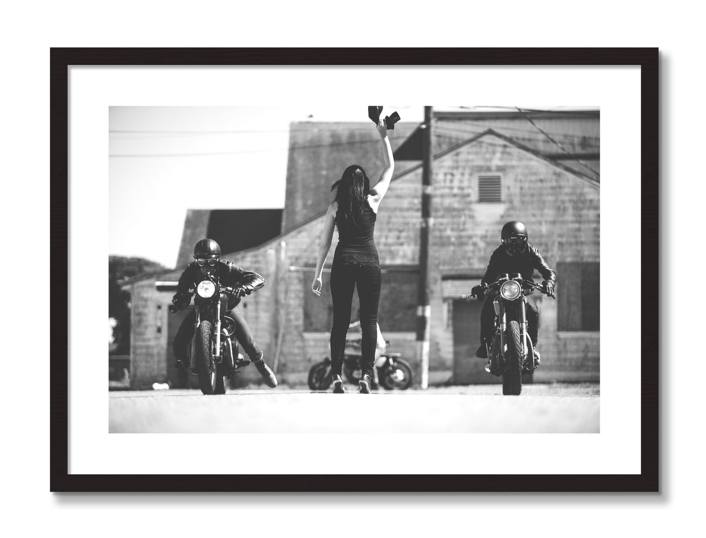 Framed photograph of Ready Set by Dylan Ozanich, Black frame, Borders