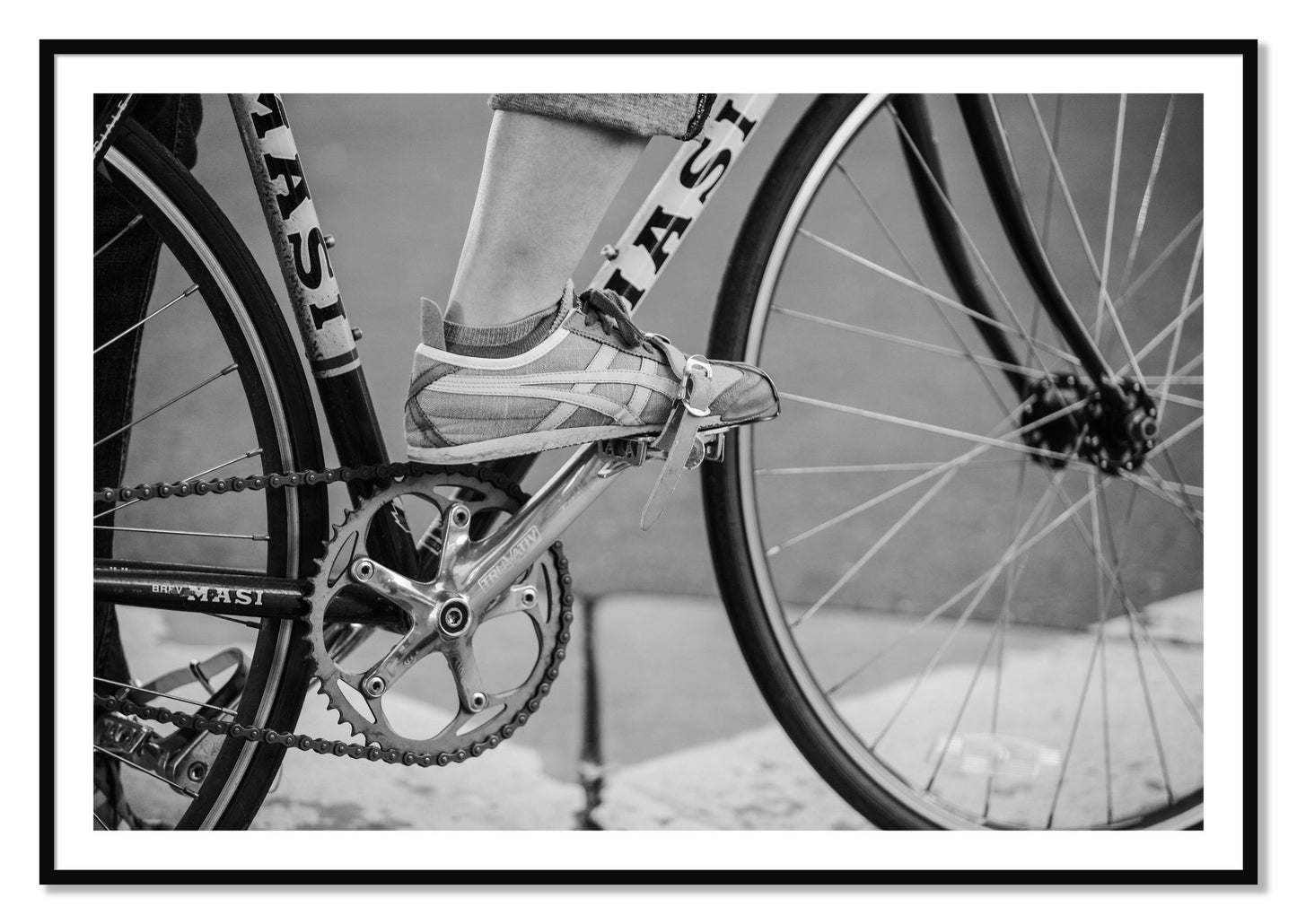 Framed photograph of Ride by Dylan Ozanich, Black frame, Borders