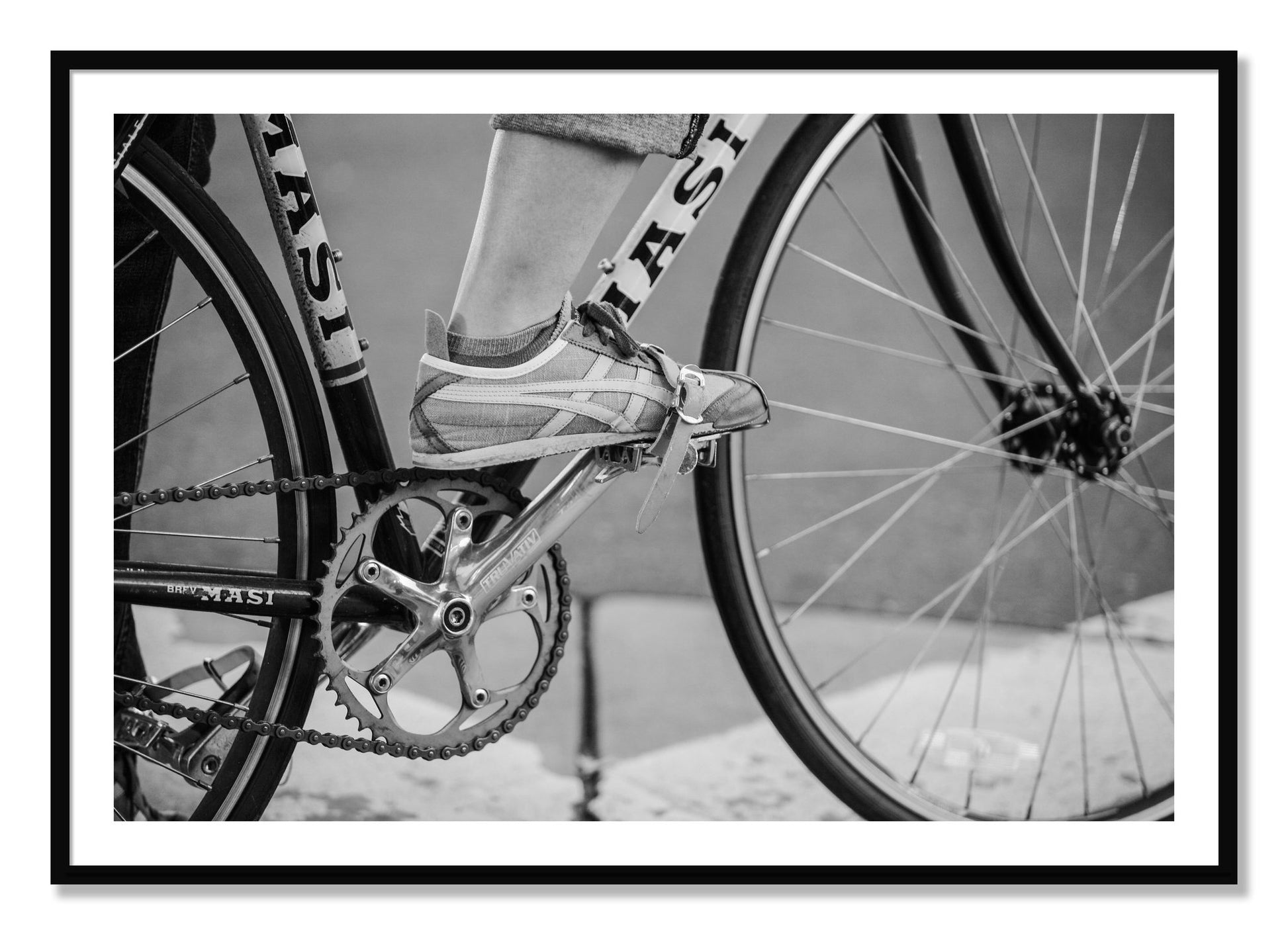 Framed photograph of Ride by Dylan Ozanich, Black frame, Borders