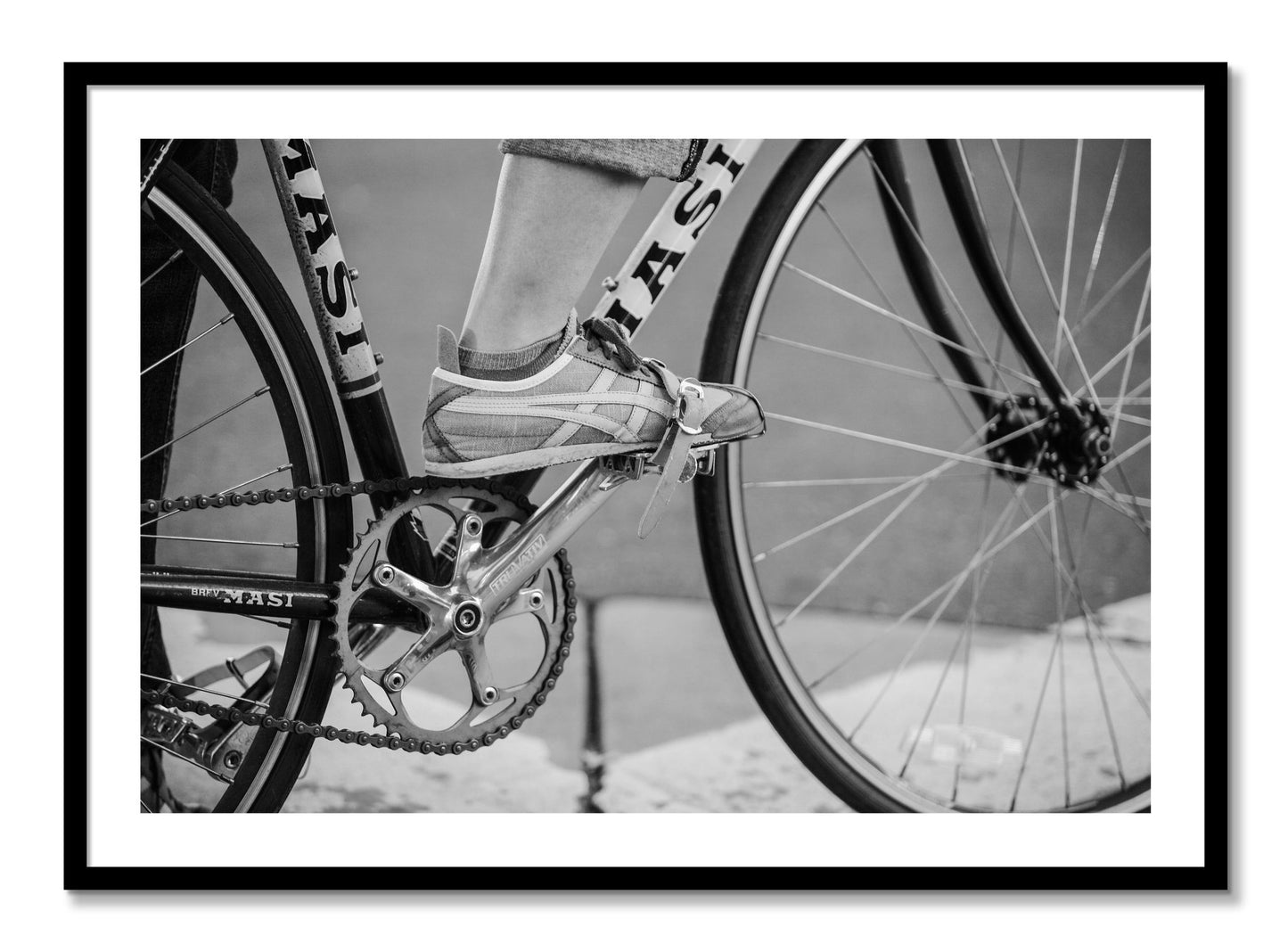 Framed photograph of Ride by Dylan Ozanich, Black frame, Borders