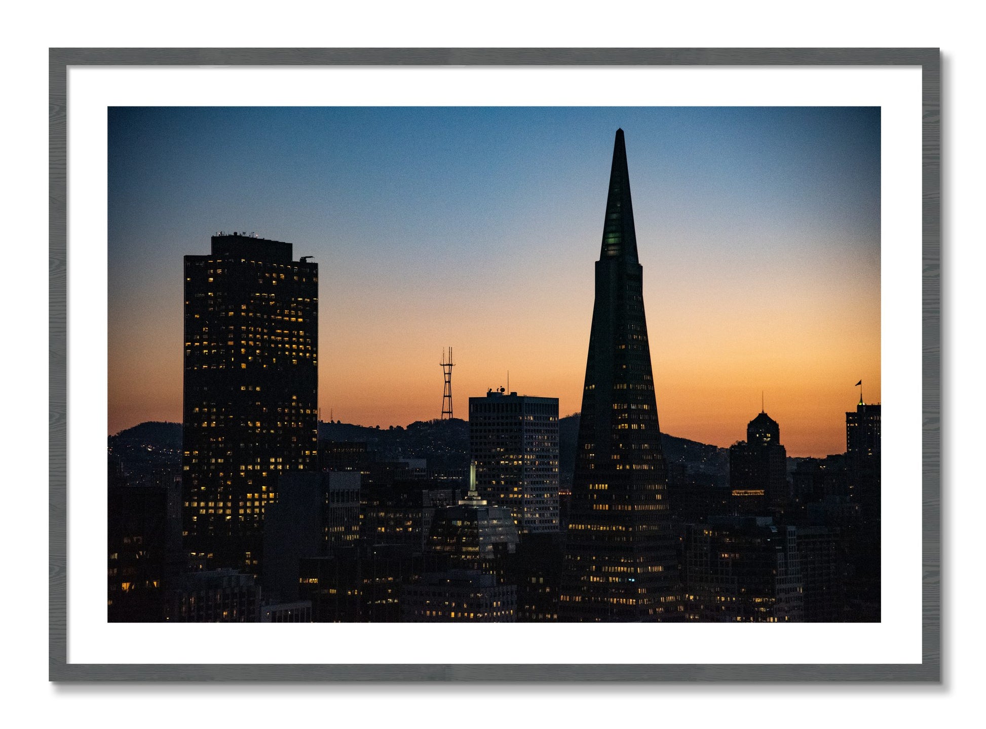 Framed photograph of San Francisco Skyline by Dylan Ozanich, Grey frame, Borders