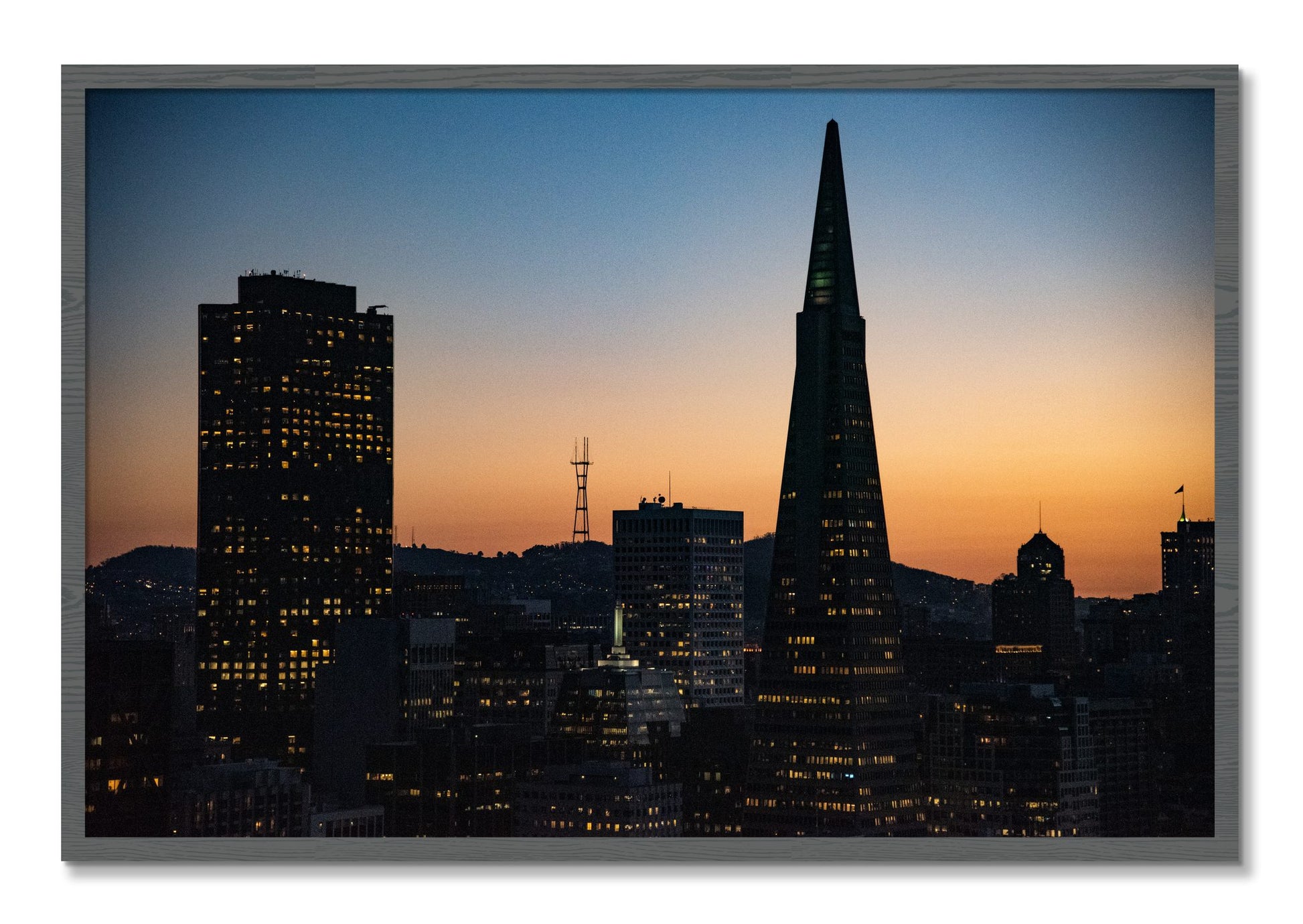 Framed photograph of San Francisco Skyline by Dylan Ozanich, Grey frame, Full Bleed
