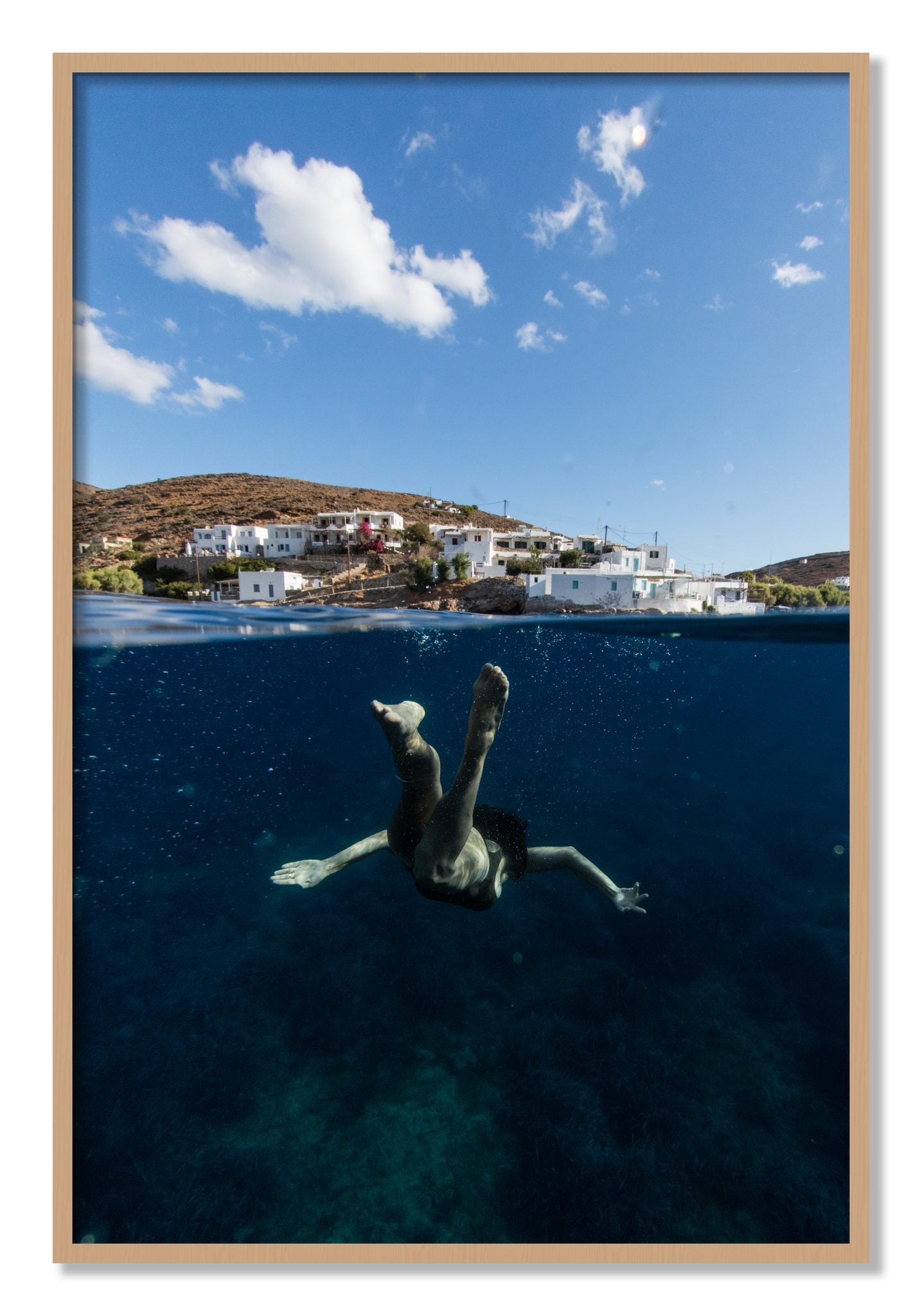 Framed photograph of Split Sea by Dylan Ozanich, Oak frame, Full Bleed